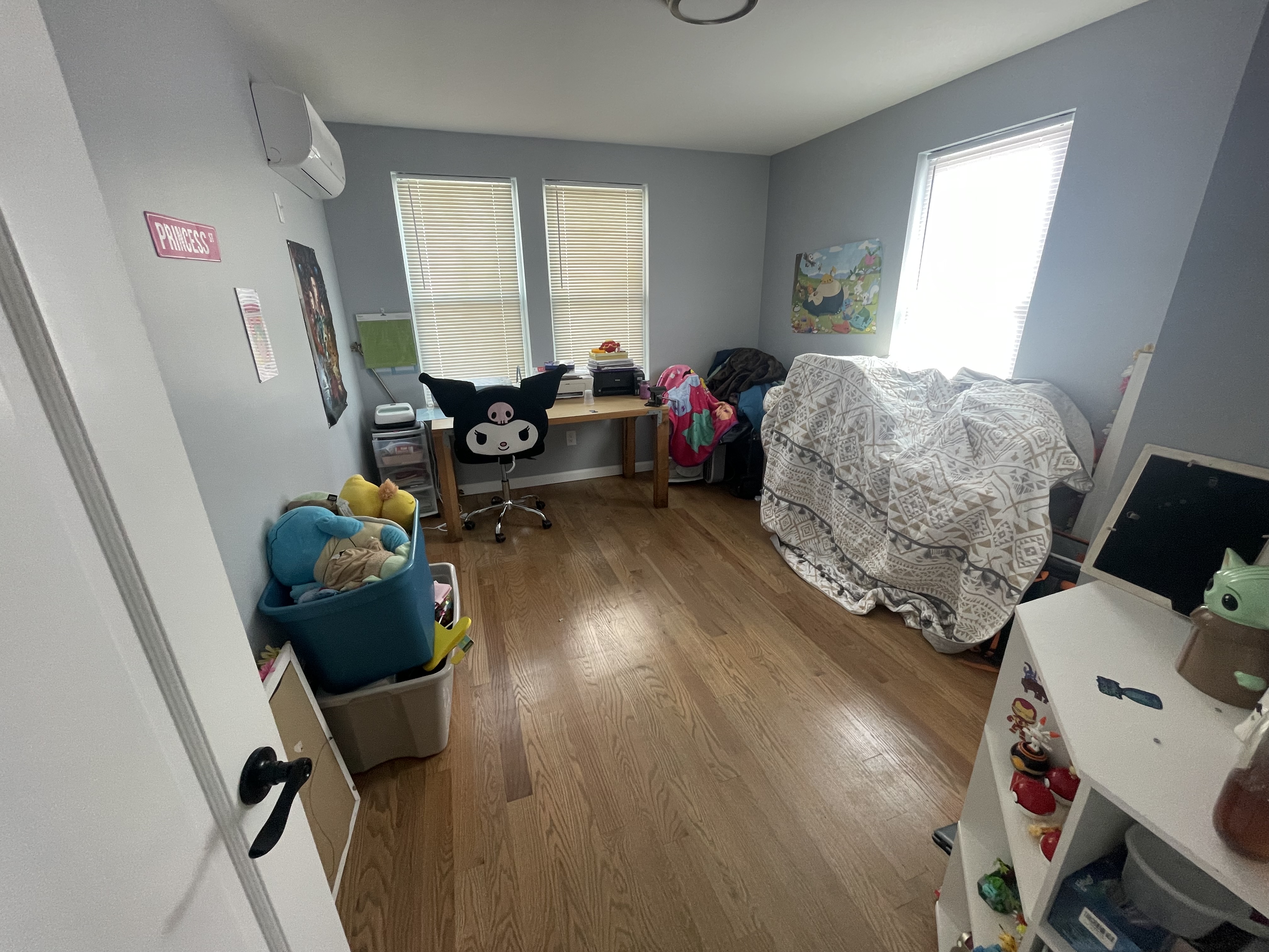 Waterbury, Connecticut, 06706, United States, 8 Bedrooms Bedrooms, ,6 BathroomsBathrooms,Residential,For Sale,1921464