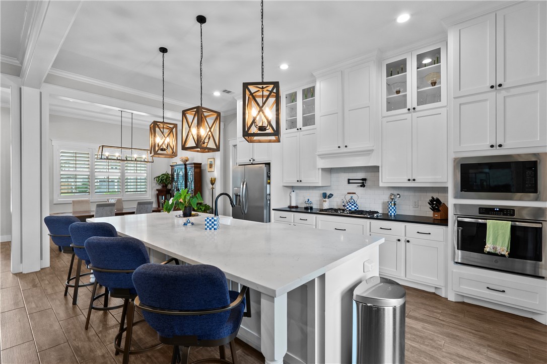 College Station, Texas, 77845, United States, 4 Bedrooms Bedrooms, ,4 BathroomsBathrooms,Residential,For Sale,1862401