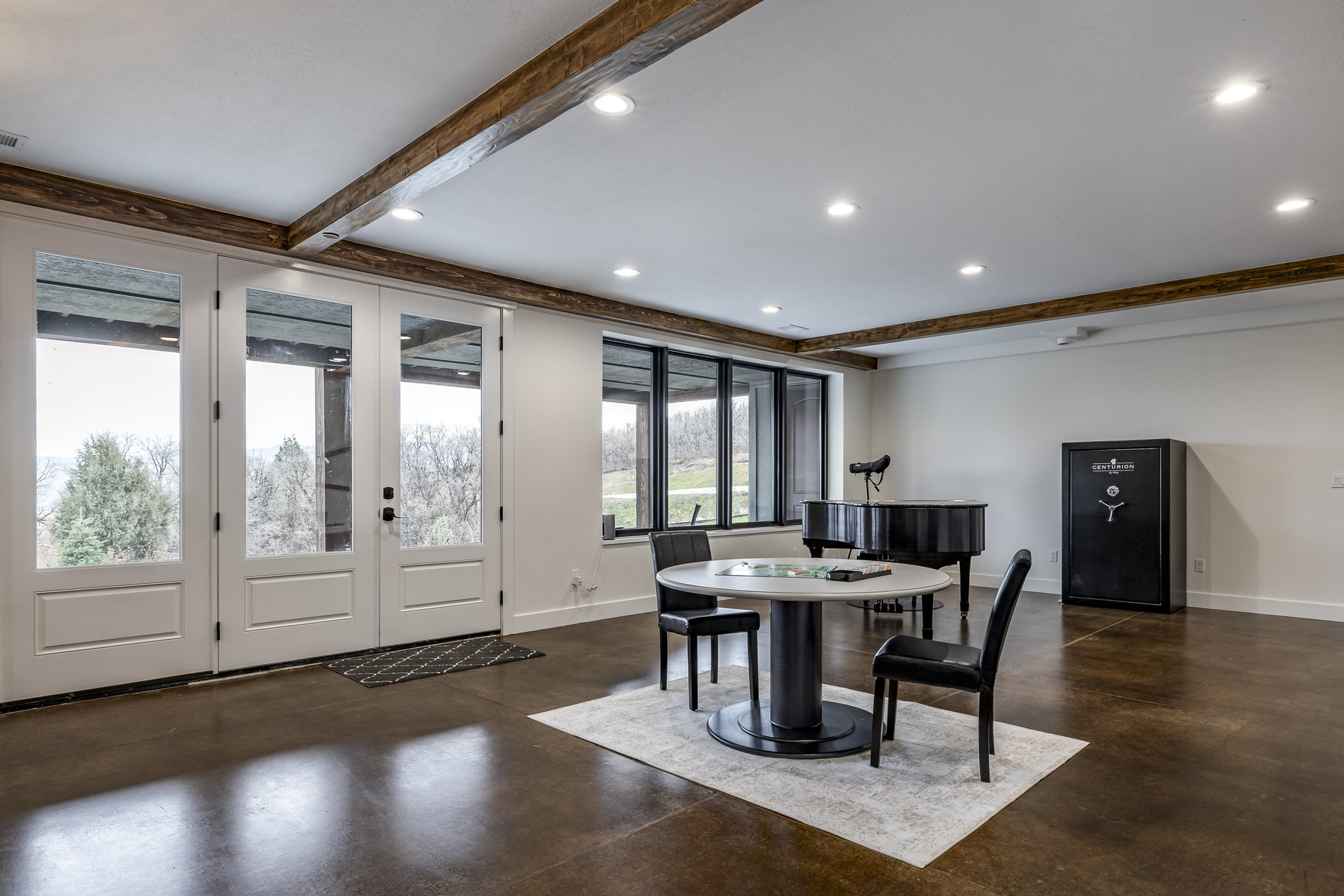  Welcome to a Private Mountain Luxury Retreat on Iconic Old Snowbasin Road - 物件實景
