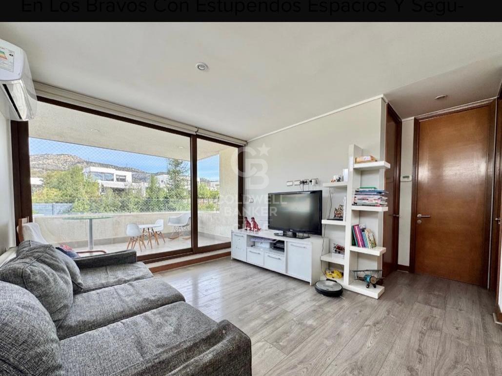 Lo Barnechea, Chile, 4 Bedrooms Bedrooms, ,4 BathroomsBathrooms,Residential,For Sale,1948613