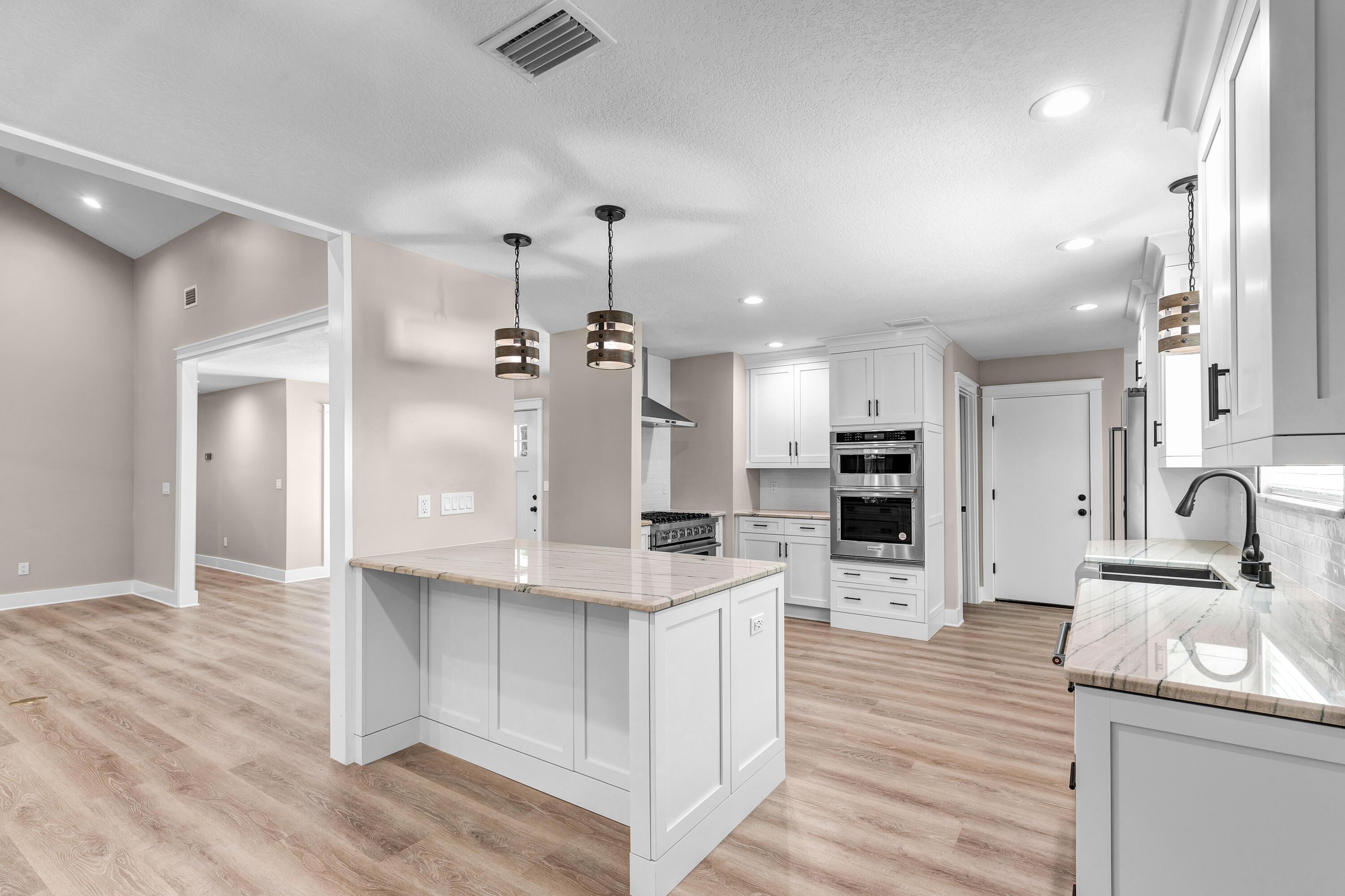 Niceville, Florida, 32578, United States, 3 Bedrooms Bedrooms, ,2 BathroomsBathrooms,Residential,For Sale,1982327