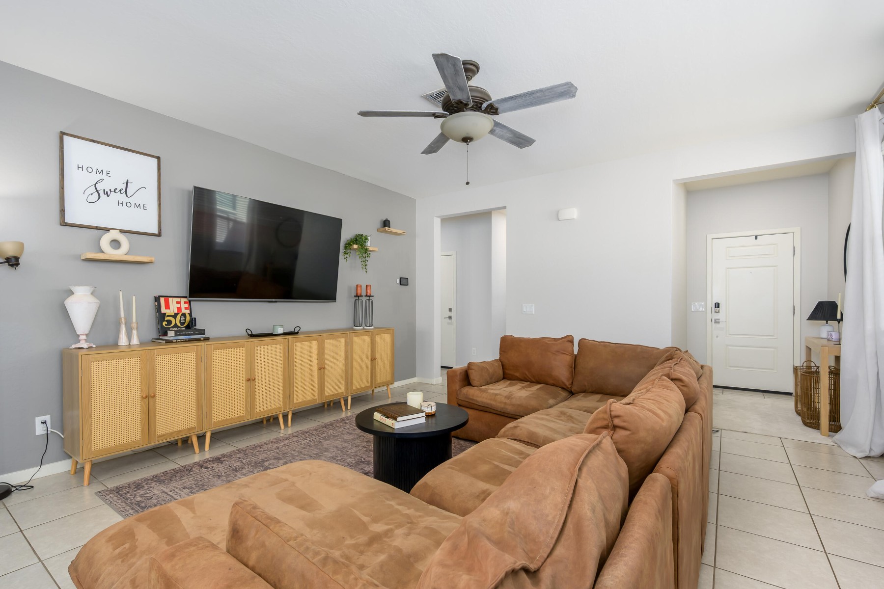  4240 W Coneflower Lane  San Tan Valley, AZ - 物件實景