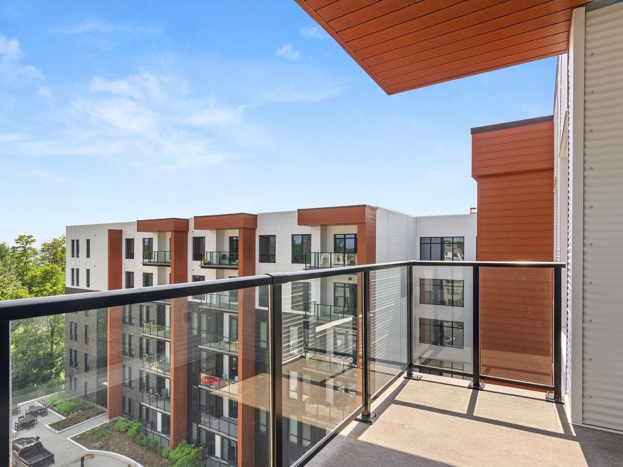 Burlington, Vermont, 05401, United States, 1 Bedroom Bedrooms, ,Residential,For Sale,1712083