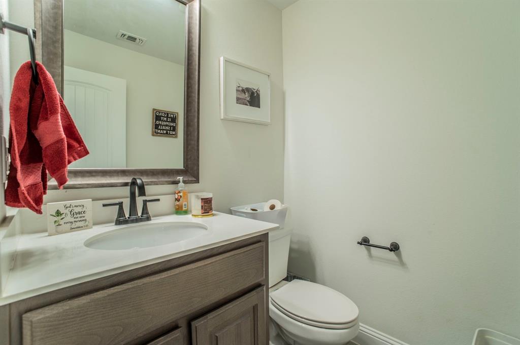 Flower Mound, Texas, 75028, United States, 3 Bedrooms Bedrooms, ,3 BathroomsBathrooms,Residential,For Sale,1978498