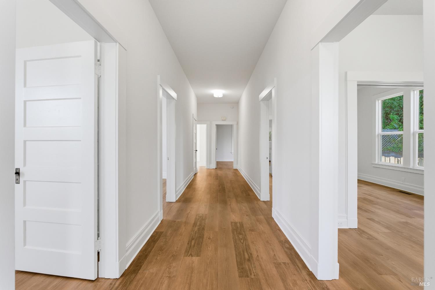 Corte Madera, California, 94925, United States, 6 Bedrooms Bedrooms, ,3 BathroomsBathrooms,Residential,For Sale,1986479