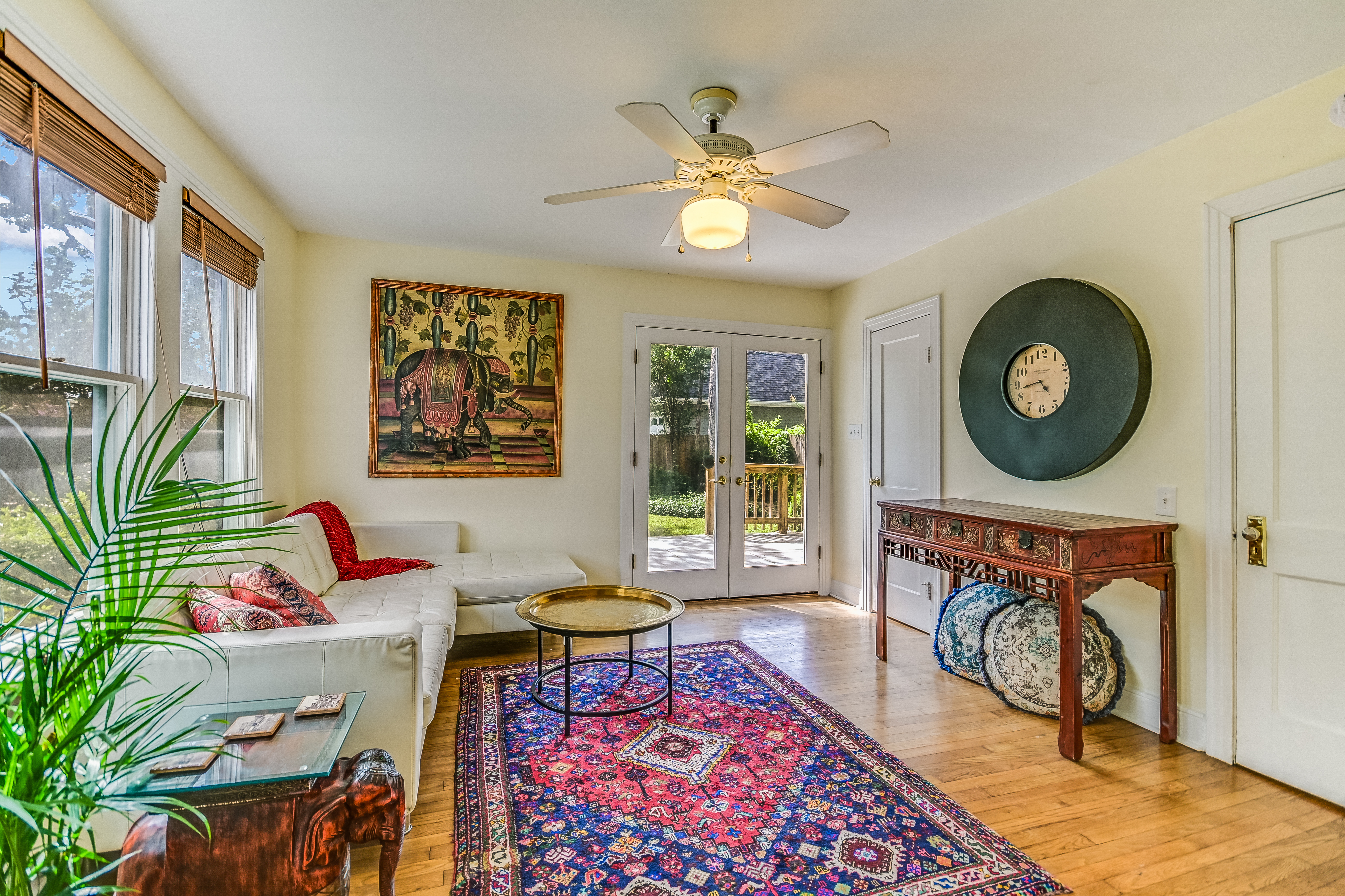  1922 Colonial Revival in Historic Hyde Park Neighborhood - 物件實景
