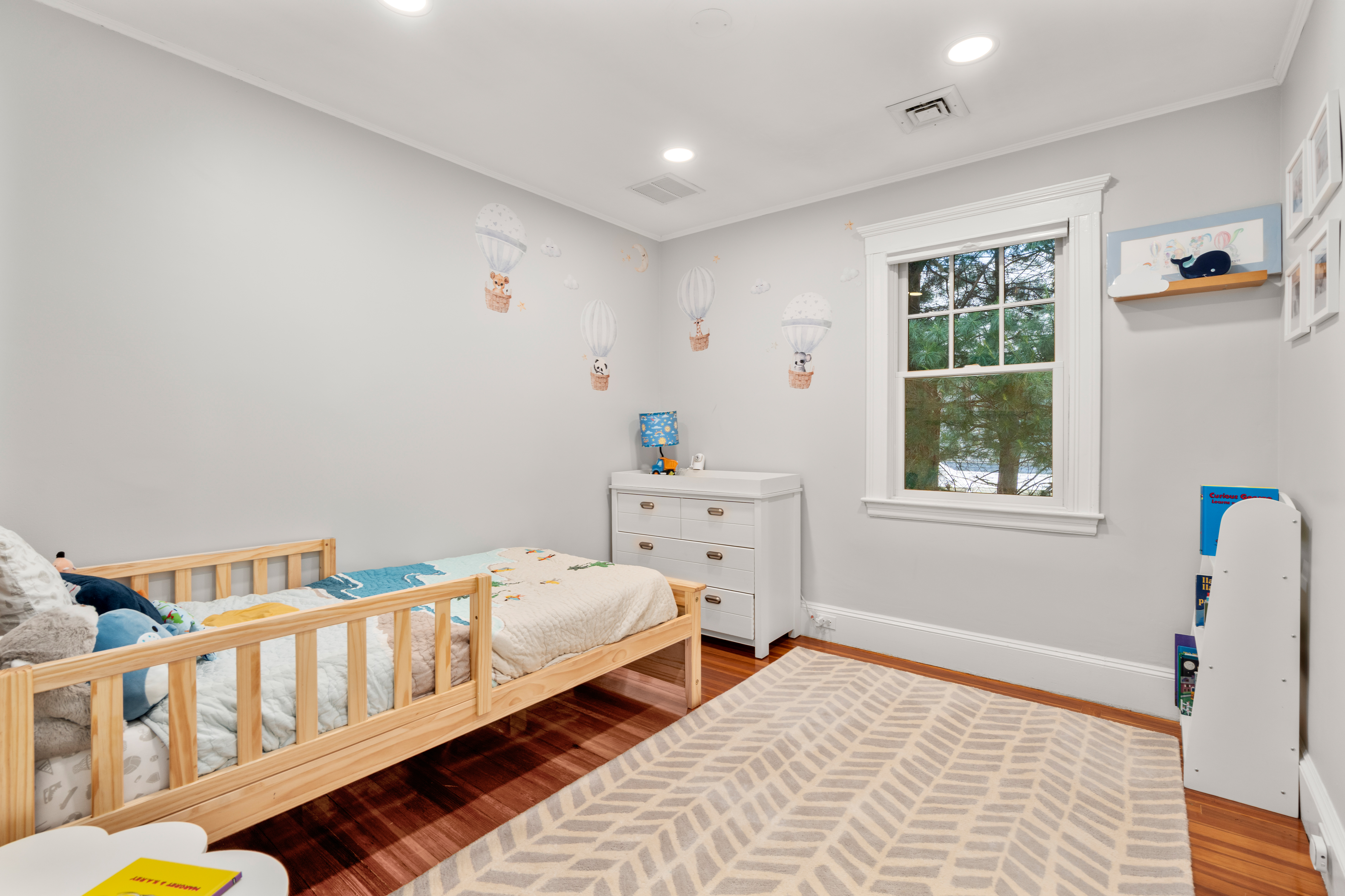  19 Mayo Avenue, Needham, MA, 02492 - 物件實景