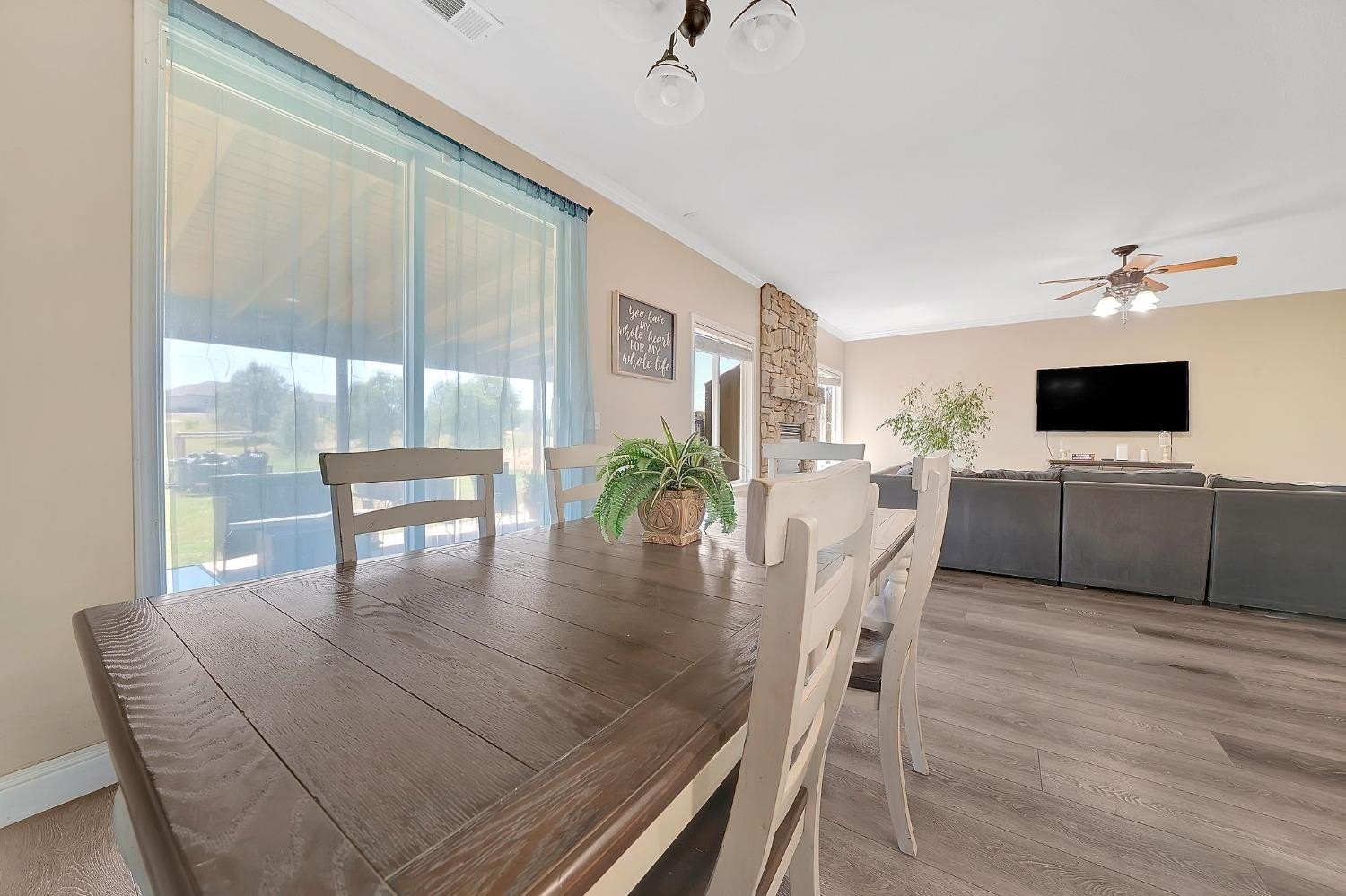 Valley Springs, California, 95252, United States, 3 Bedrooms Bedrooms, ,2 BathroomsBathrooms,Residential,For Sale,1879867