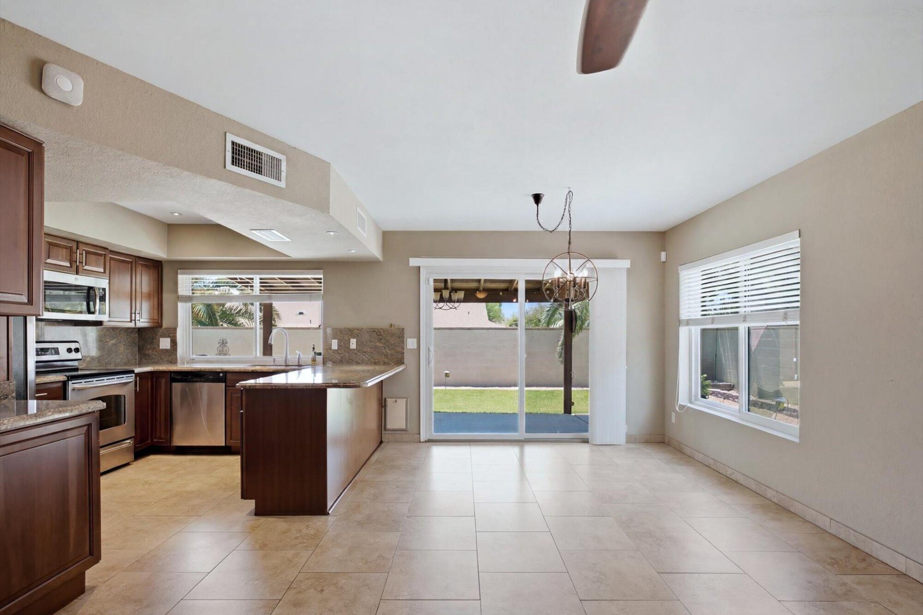  6259 E Acoma Drive  Scottsdale, AZ - 物件實景