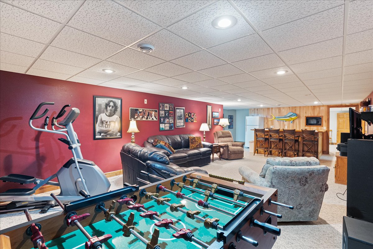 Medford, Wisconsin, 54451, United States, 4 Bedrooms Bedrooms, ,5 BathroomsBathrooms,Residential,For Sale,1881701