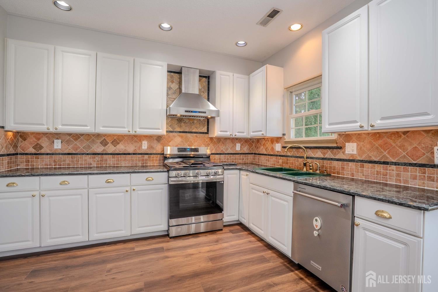 Monroe, New Jersey, 08831, United States, 3 Bedrooms Bedrooms, ,3 BathroomsBathrooms,Residential,For Sale,1981683