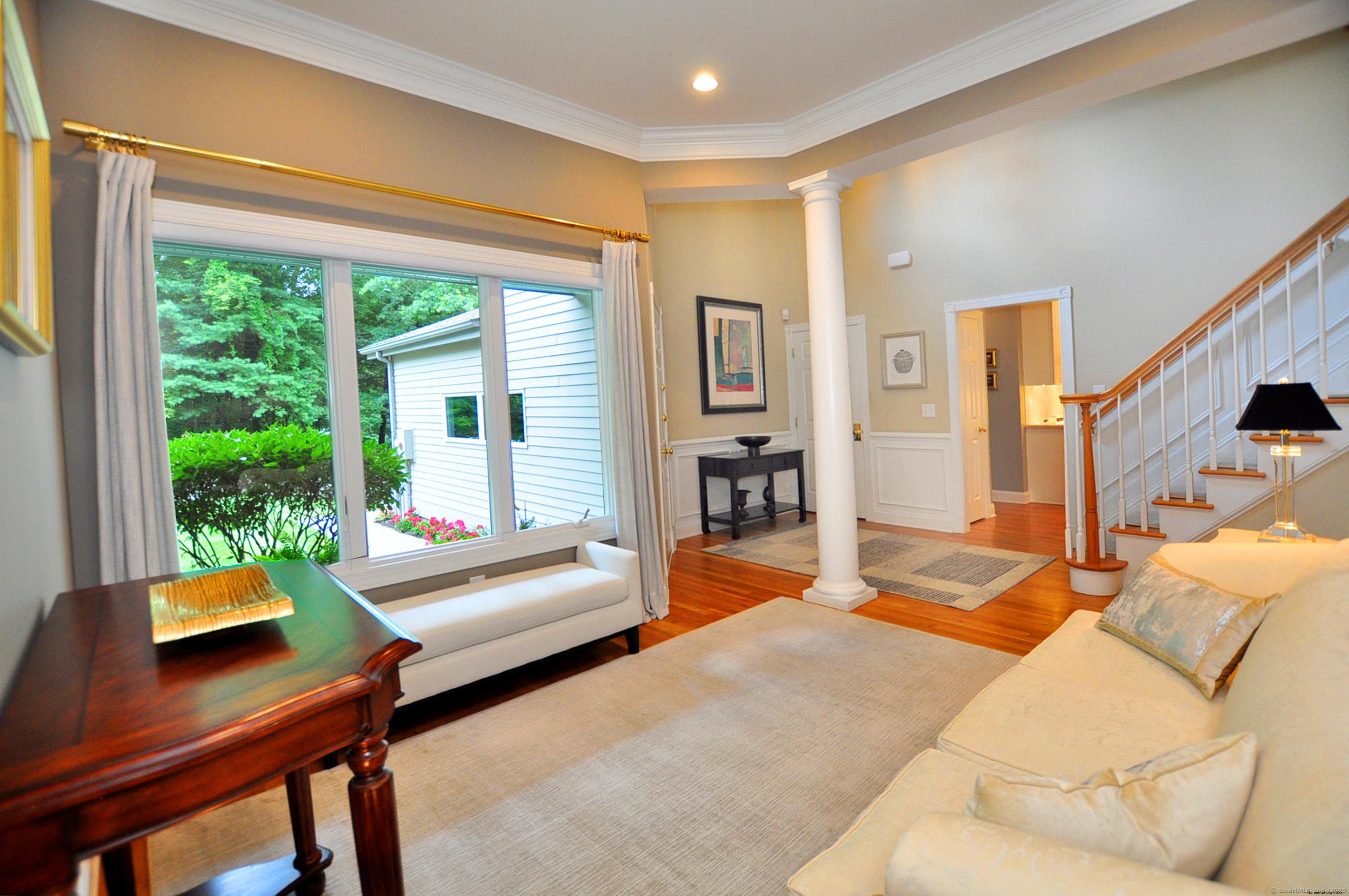 Avon, Connecticut, 06001, United States, 2 Bedrooms Bedrooms, ,4 BathroomsBathrooms,Residential,For Sale,1910555