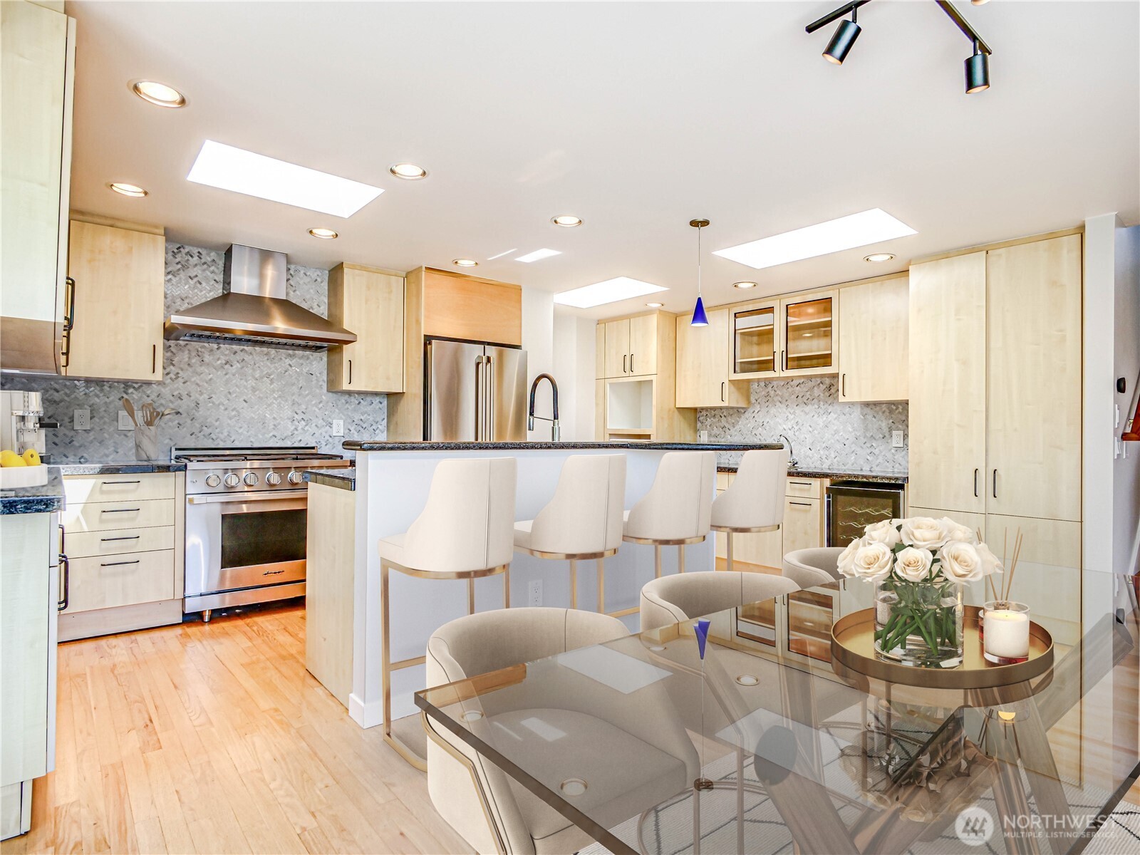 Seattle, Washington, 98116, United States, 3 Bedrooms Bedrooms, ,2 BathroomsBathrooms,Residential,For Sale,1977530