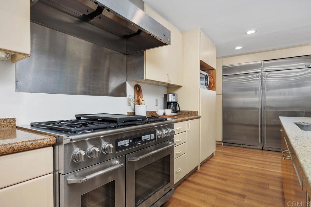 Del Mar, California, 92014, United States, 5 Bedrooms Bedrooms, ,5 BathroomsBathrooms,Residential,For Sale,1837047
