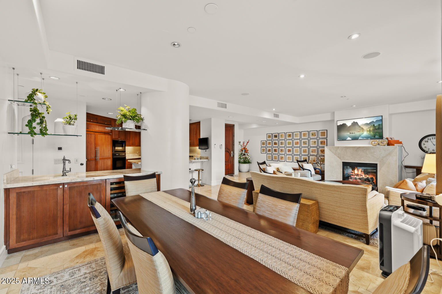 Phoenix, Arizona, 85016, United States, 2 Bedrooms Bedrooms, ,Residential,For Sale,1792869