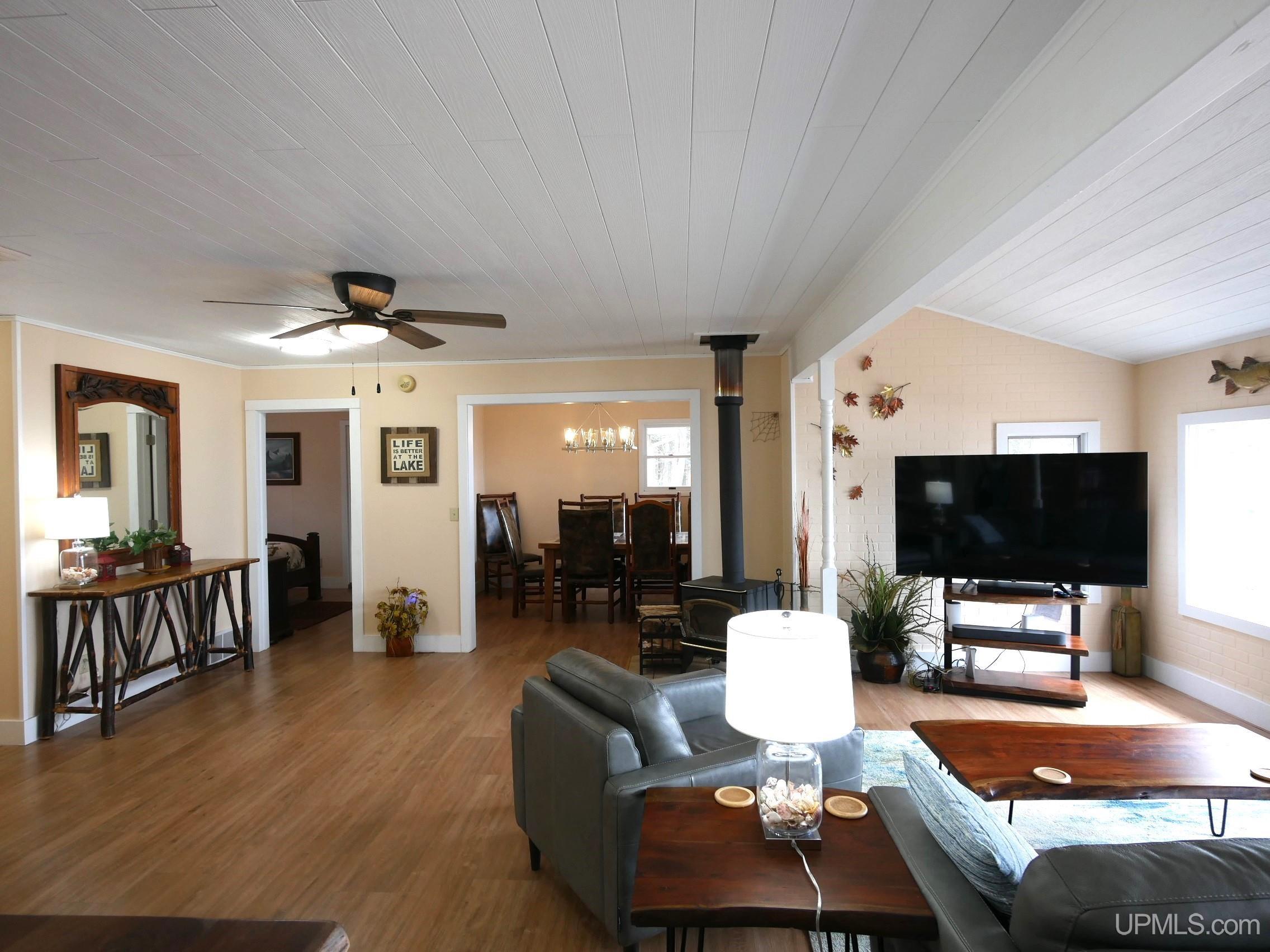 Lake Linden, Michigan, 49945, United States, 3 Bedrooms Bedrooms, ,3 BathroomsBathrooms,Residential,For Sale,1881345