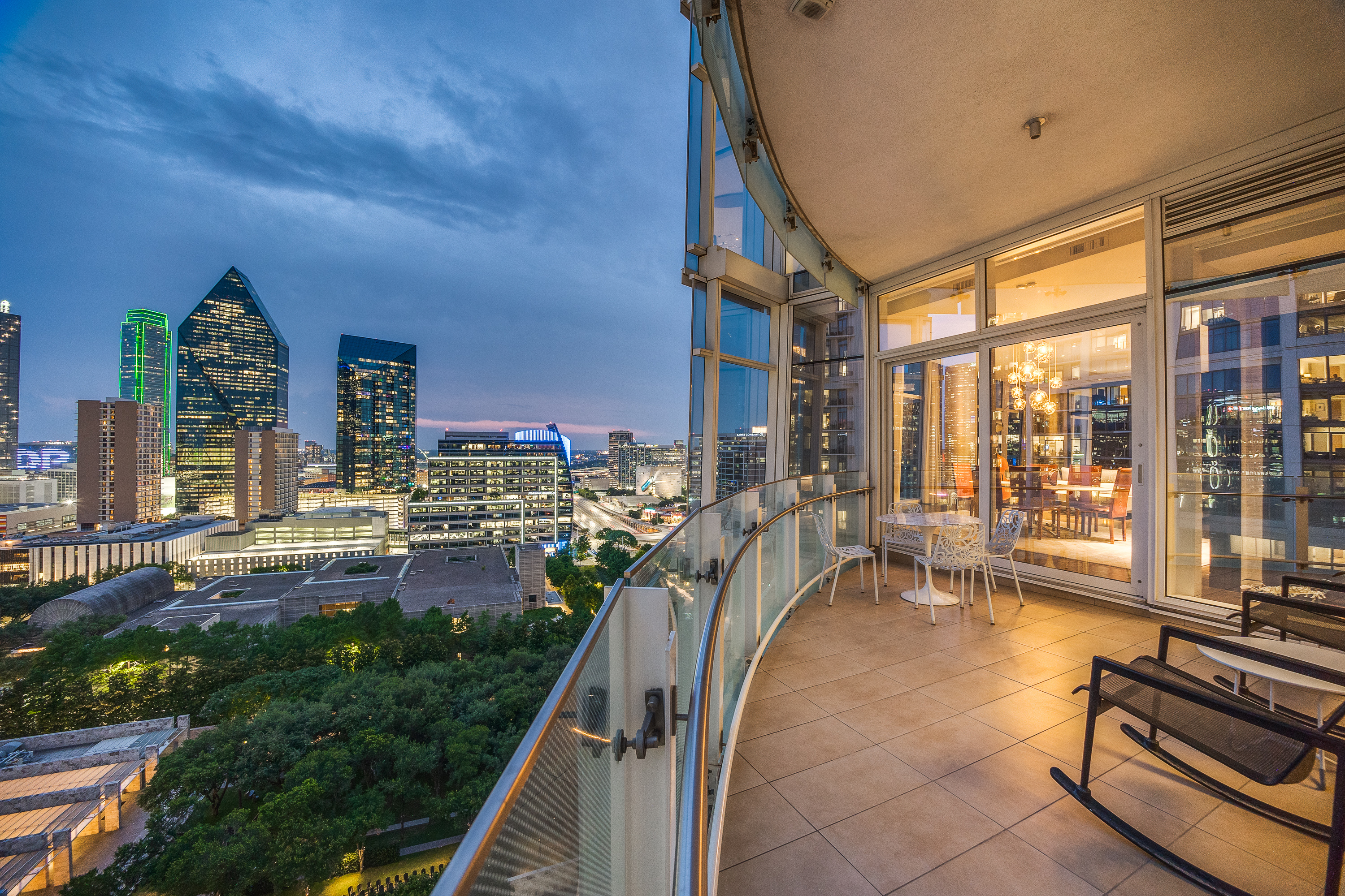  Sophisticated Museum Tower Residence Overlooking Klyde Warren Park - 物件實景