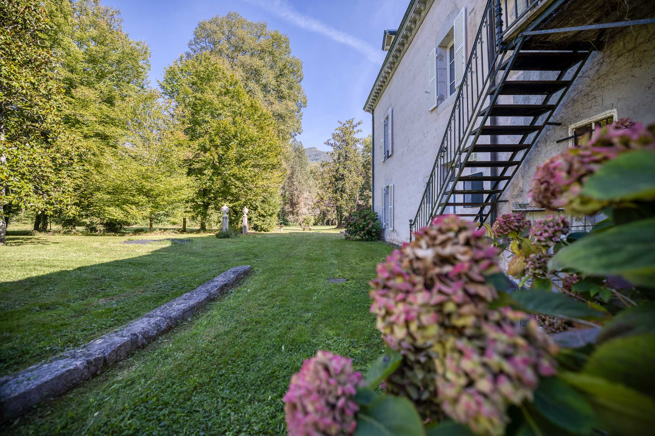  Elegant manor- close to the famed vineyards of Bugey - 物件實景