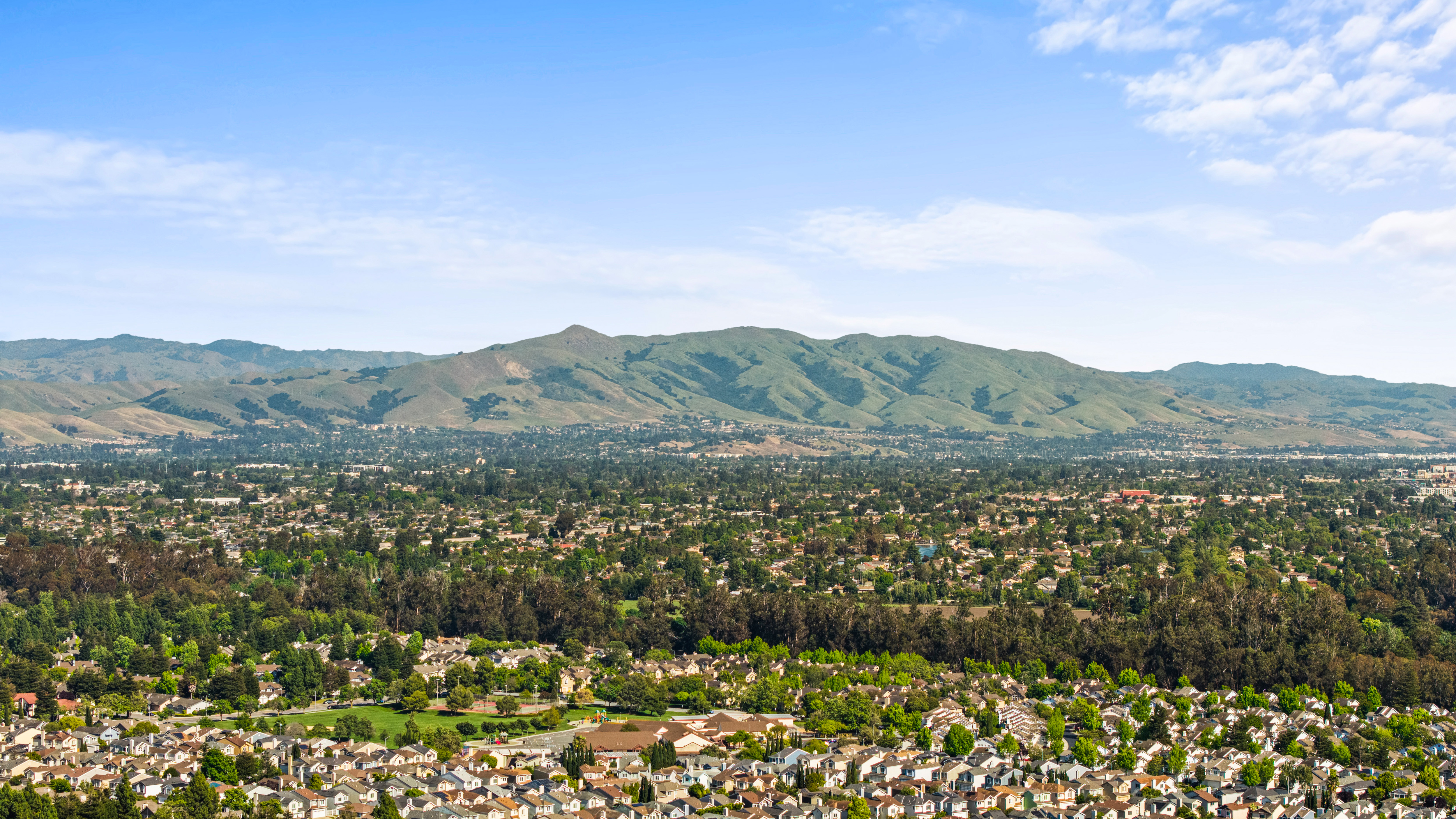  A Beautifully Appointed Patterson Ranch Home Offering Effortless Modern Living - 物件實景