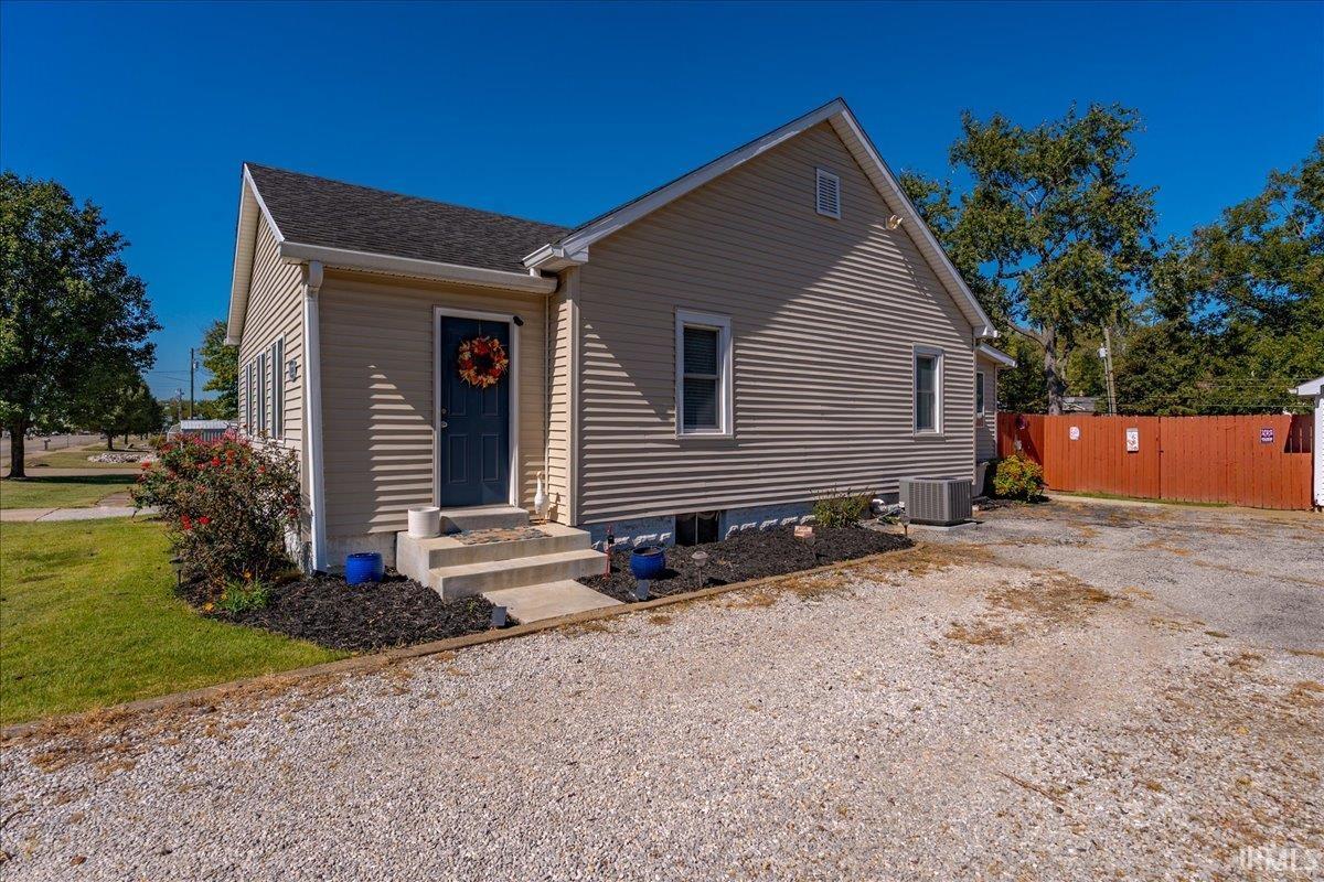 Lincoln Ave, Chandler, IN 47610 #1