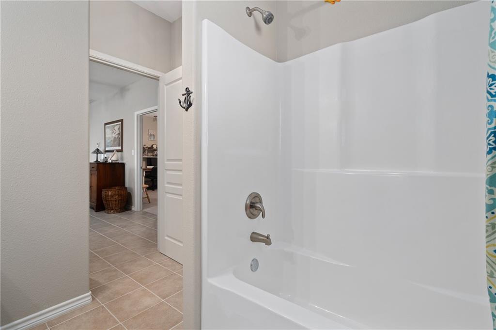 Rockport, Texas, 78382, United States, 3 Bedrooms Bedrooms, ,3 BathroomsBathrooms,Residential,For Sale,1848345