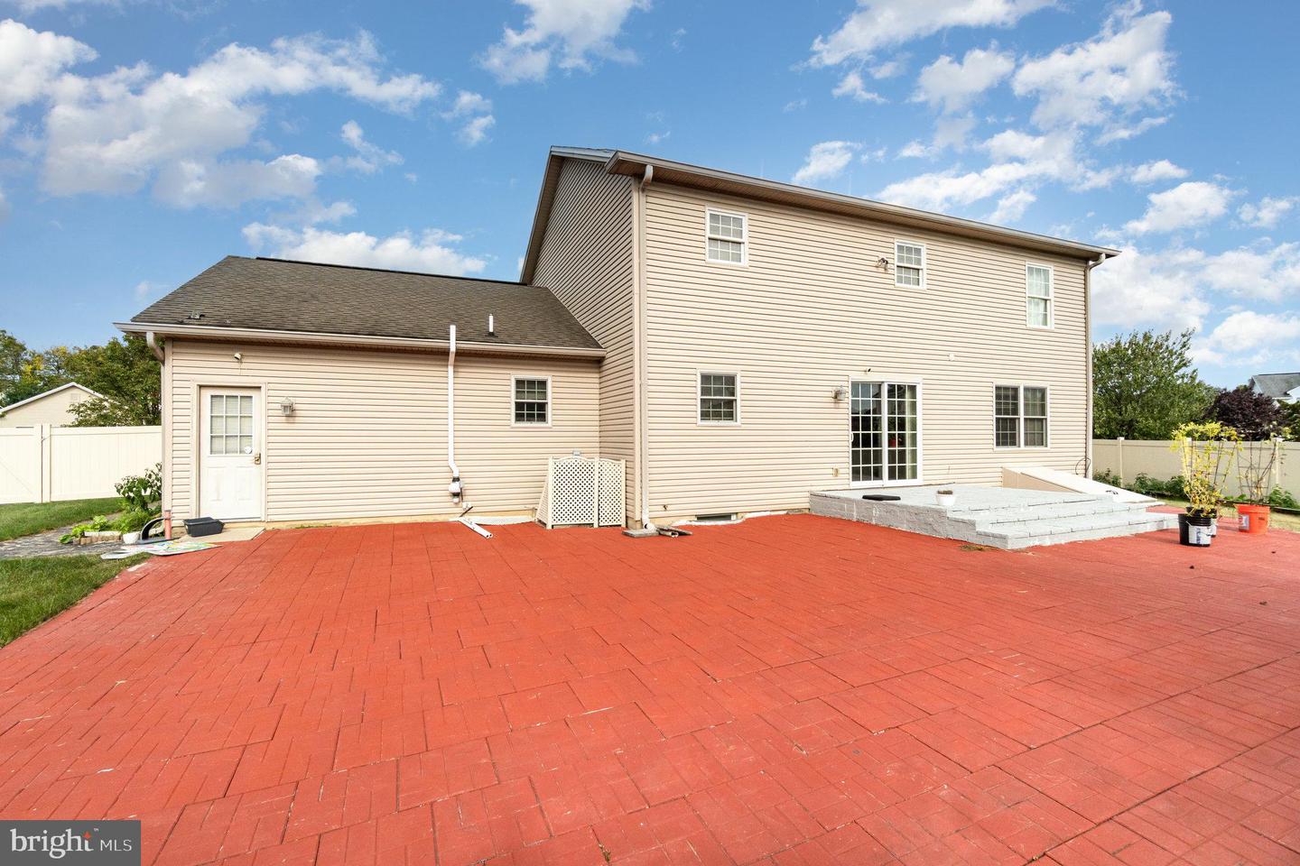 Harrisburg, Pennsylvania, 17111, United States, 4 Bedrooms Bedrooms, ,3 BathroomsBathrooms,Residential,For Sale,1947311