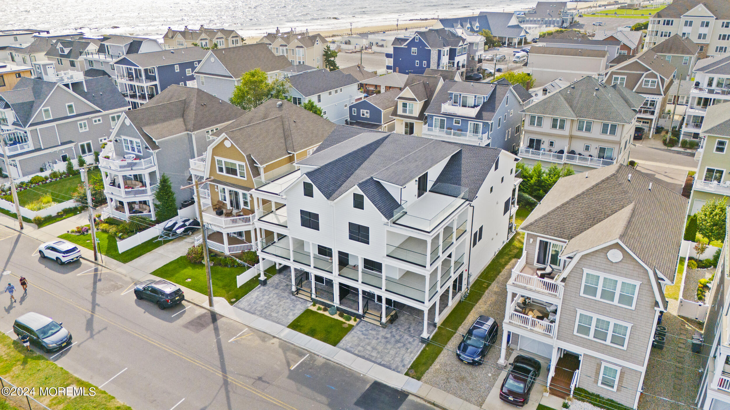 Long Branch, New Jersey, 07740, United States, 5 Bedrooms Bedrooms, ,4 BathroomsBathrooms,Residential,For Sale,1996653
