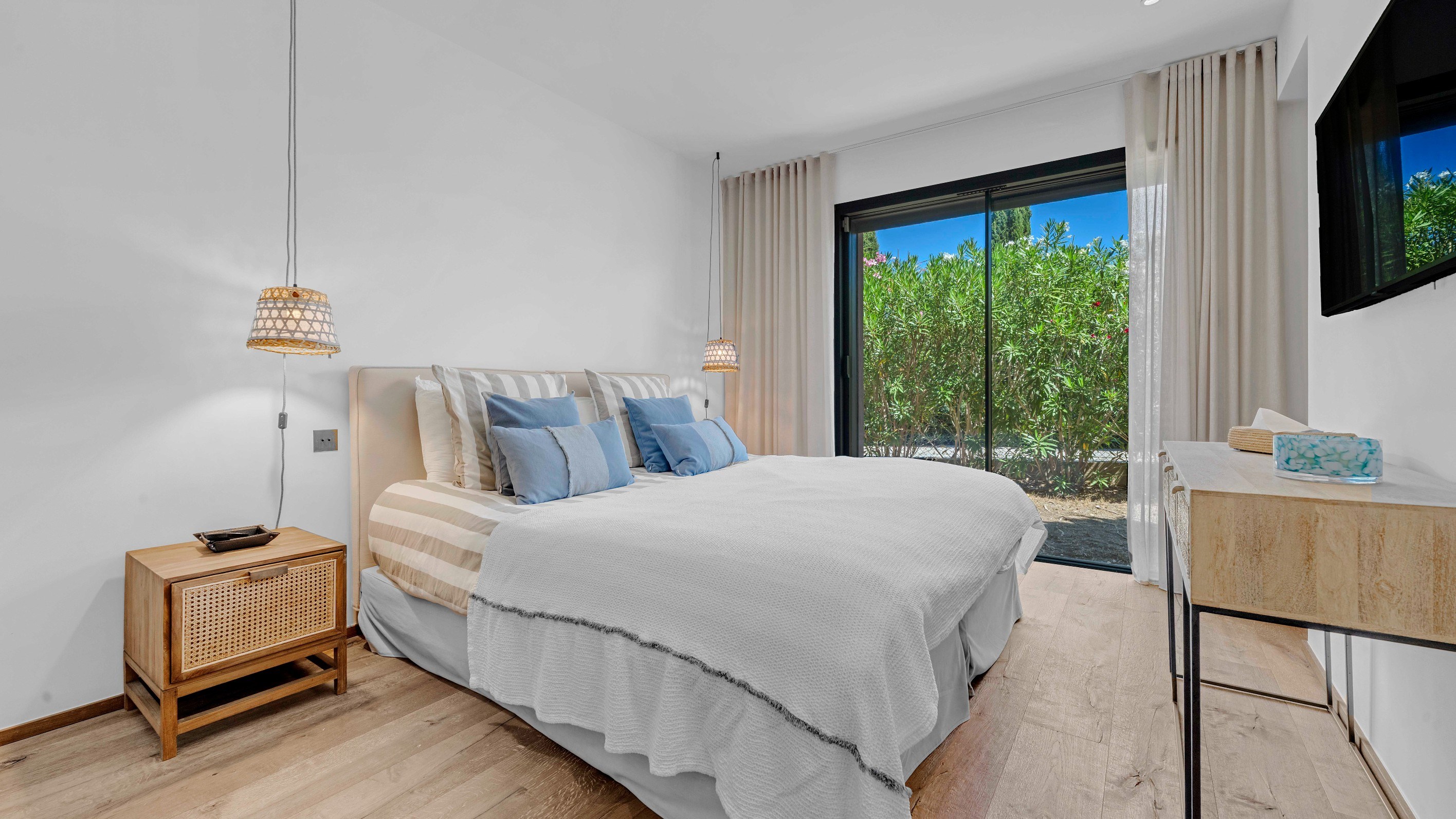  Elegant contemporary villa near Canoubiers Beach - 物件實景