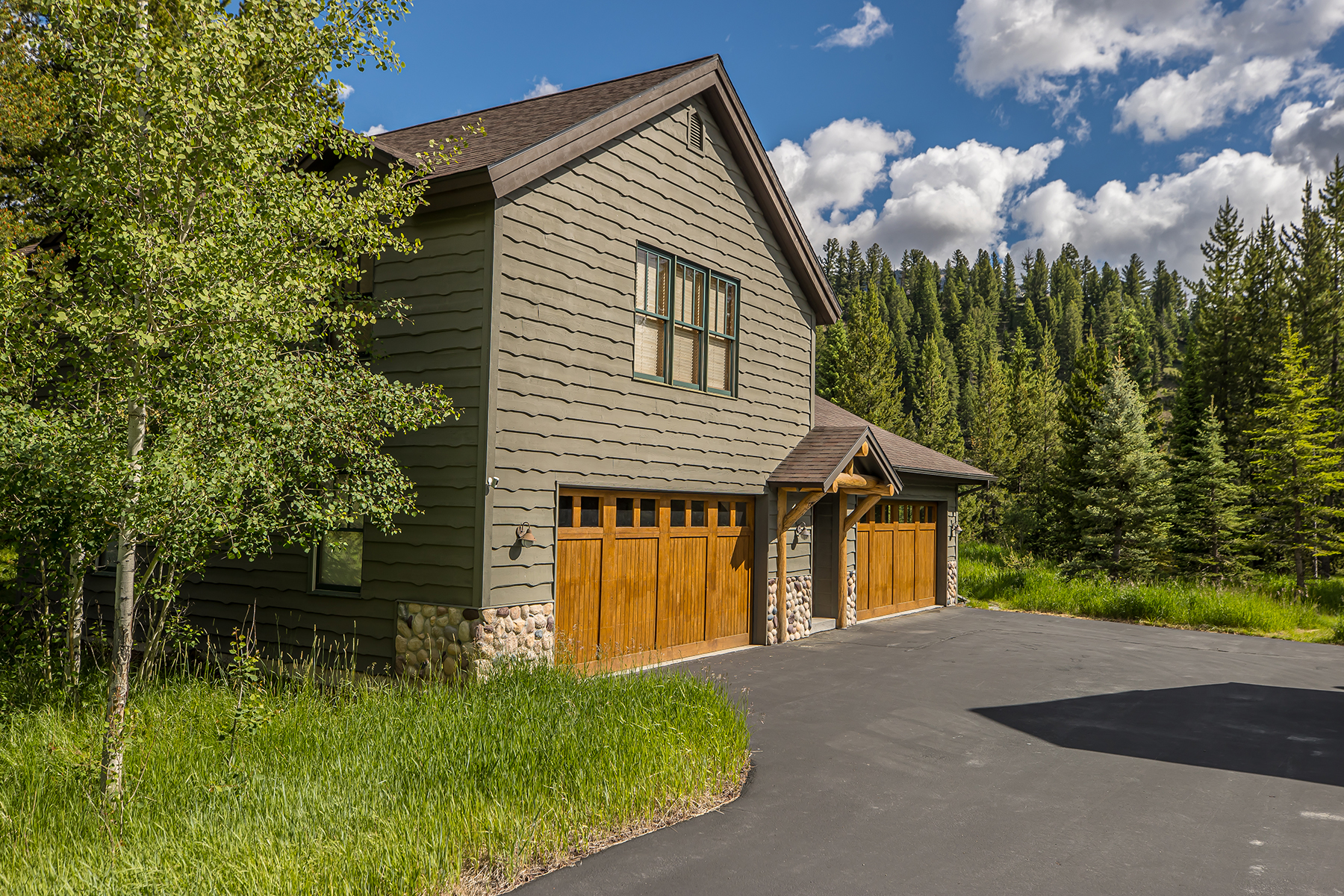  1255 Andesite Road - 物件實景