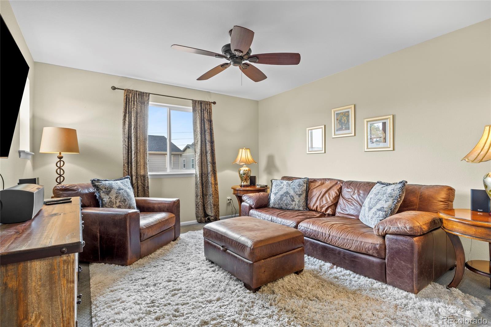 Denver, Colorado, 80247, United States, 3 Bedrooms Bedrooms, ,3 BathroomsBathrooms,Residential,For Sale,1906676