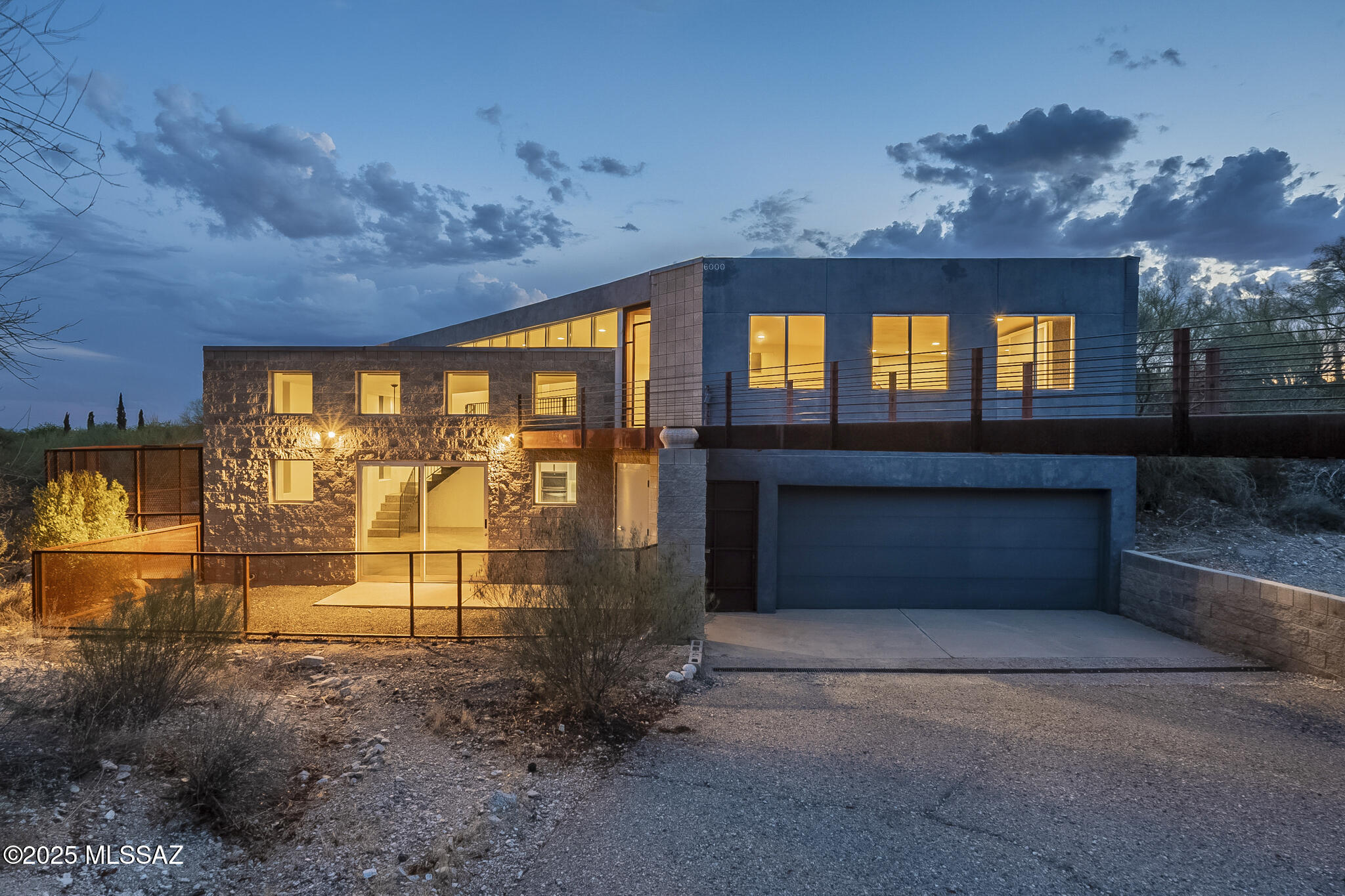 Tucson, Arizona, 85750, United States, 4 Bedrooms Bedrooms, ,3 BathroomsBathrooms,Residential,For Sale,1883244