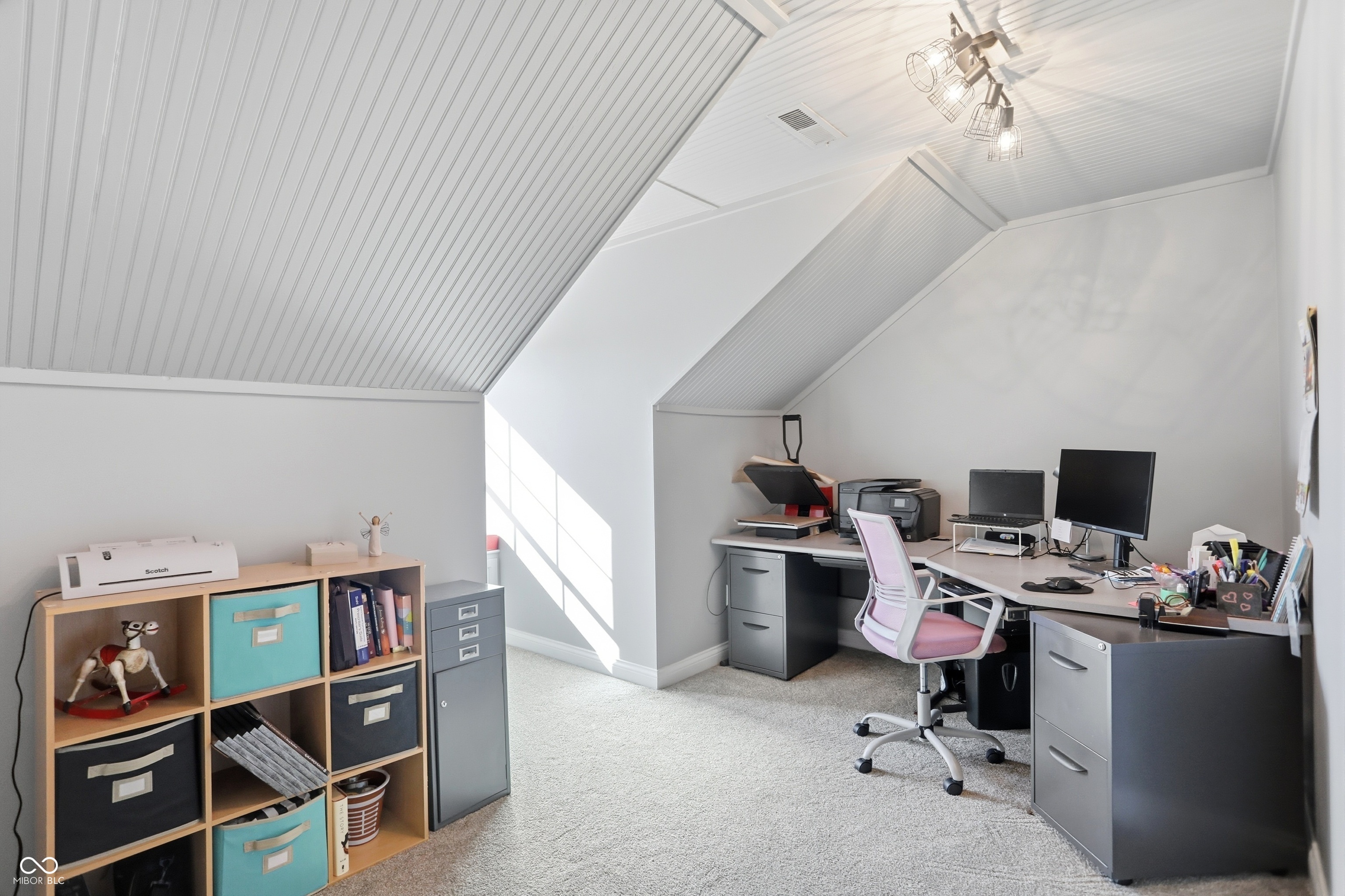 Bargersville, Indiana, 46106, United States, 5 Bedrooms Bedrooms, ,6 BathroomsBathrooms,Residential,For Sale,1992401