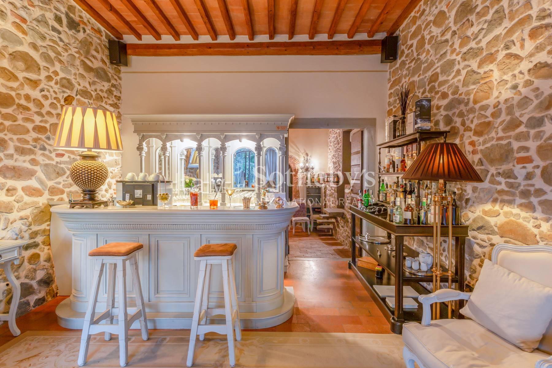  Prestigious luxury villa between Forte dei Marmi and Florence - 物件實景