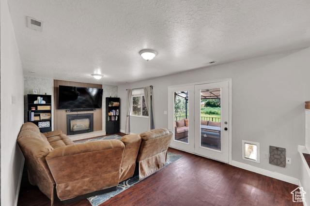 Layton, Utah, 84041, United States, 5 Bedrooms Bedrooms, ,4 BathroomsBathrooms,Residential,For Sale,1930969