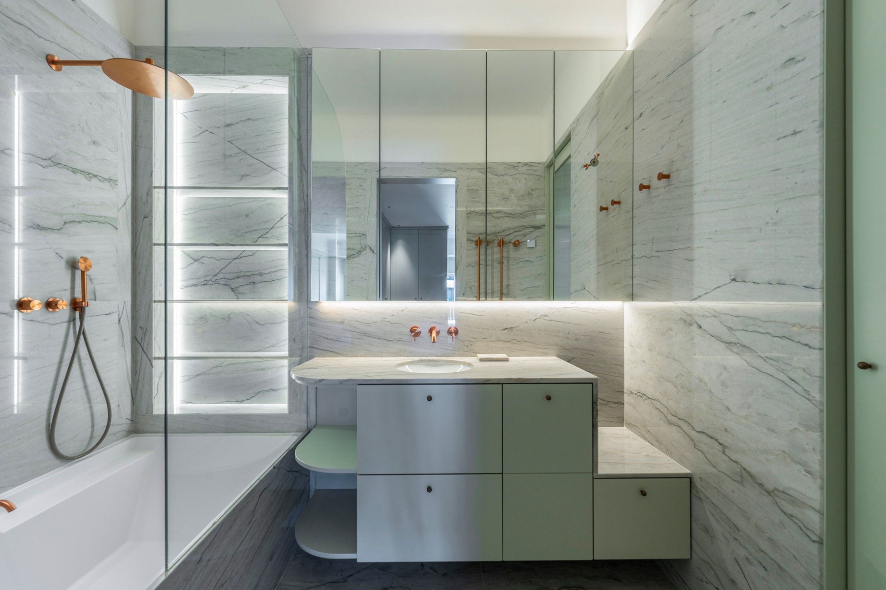  Flat, 2 bedrooms, for Sale - 物件實景