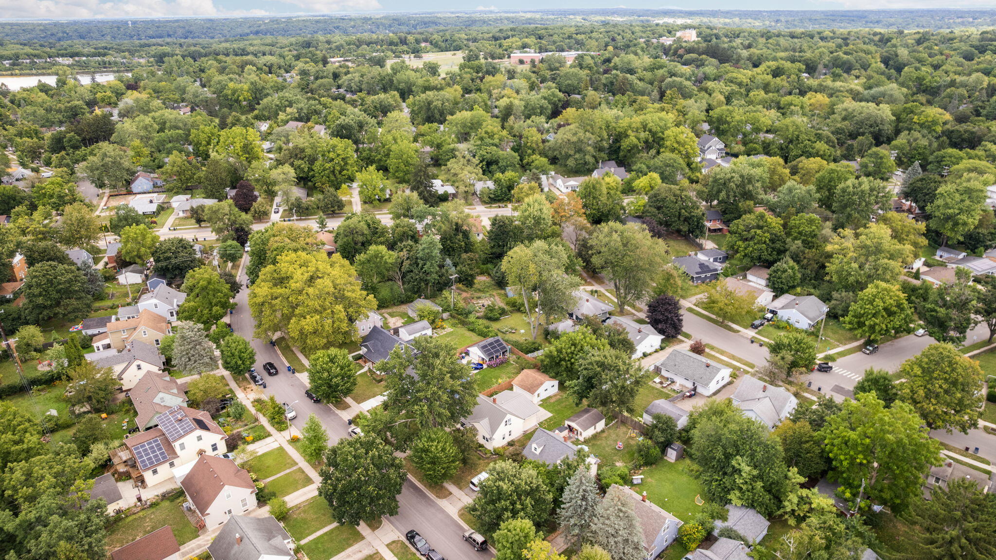 Ann Arbor, Michigan, 48103, United States, 3 Bedrooms Bedrooms, ,2 BathroomsBathrooms,Residential,For Sale,1937160