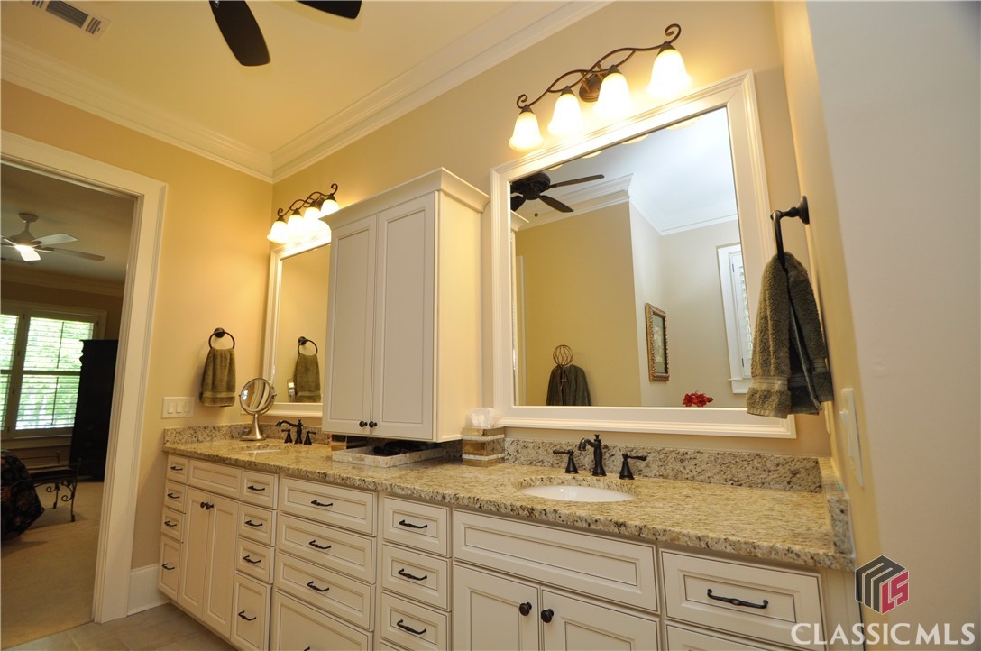 Statham, Georgia, 30666, United States, 3 Bedrooms Bedrooms, ,4 BathroomsBathrooms,Residential,For Sale,1793990