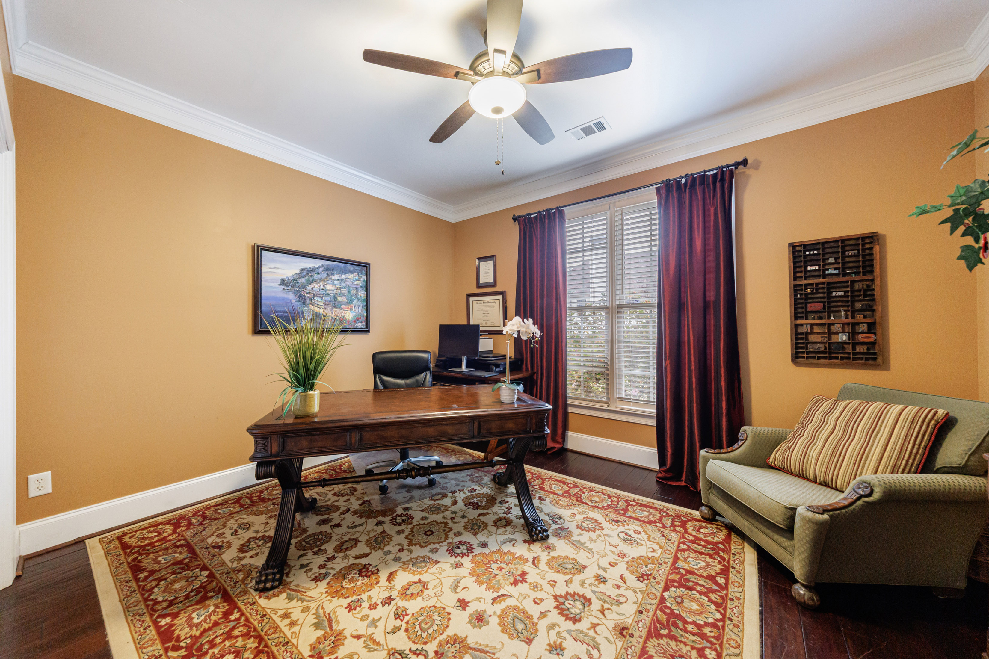  Beautifully Updated and Well Maintained Home in Sought-after Highcroft Community - 物件實景