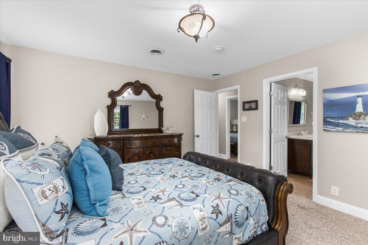 PASADENA, Maryland, 21122, United States, 4 Bedrooms Bedrooms, ,4 BathroomsBathrooms,Residential,For Sale,1979207