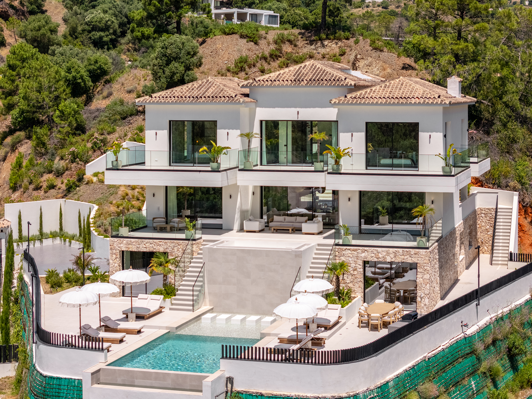  Contemporary villa with panoramic views in Montemayor, Benahavis - 物件實景