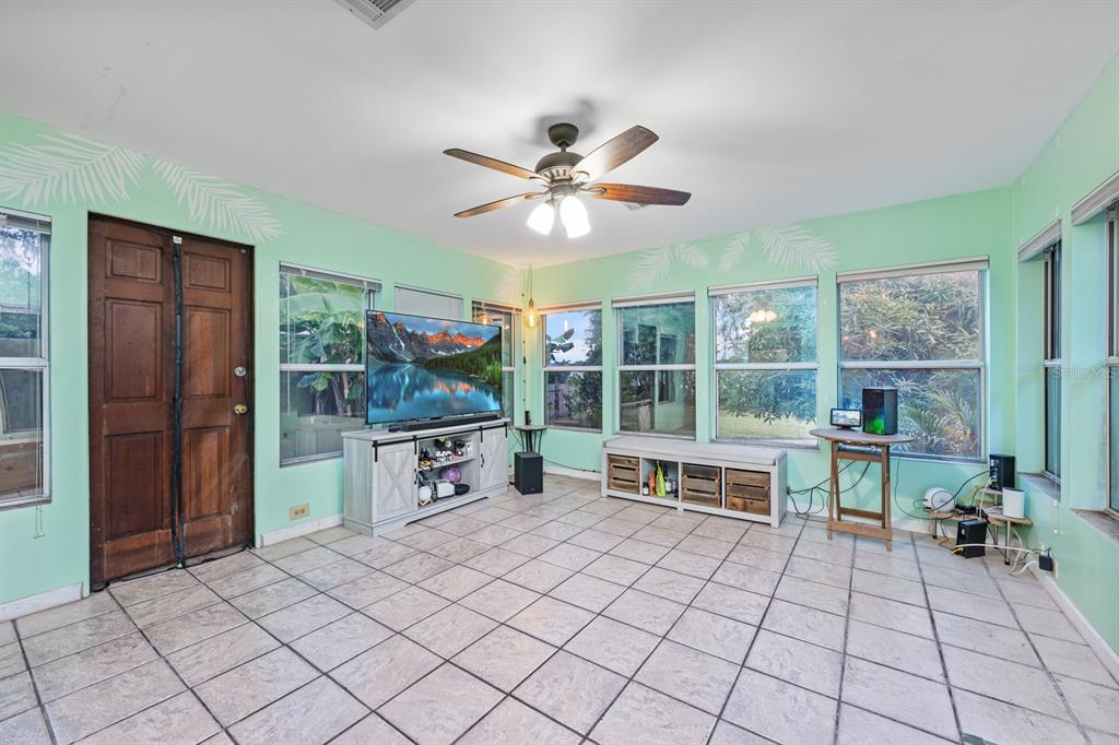 Orlando, Florida, 32805, United States, 3 Bedrooms Bedrooms, ,2 BathroomsBathrooms,Residential,For Sale,1955984
