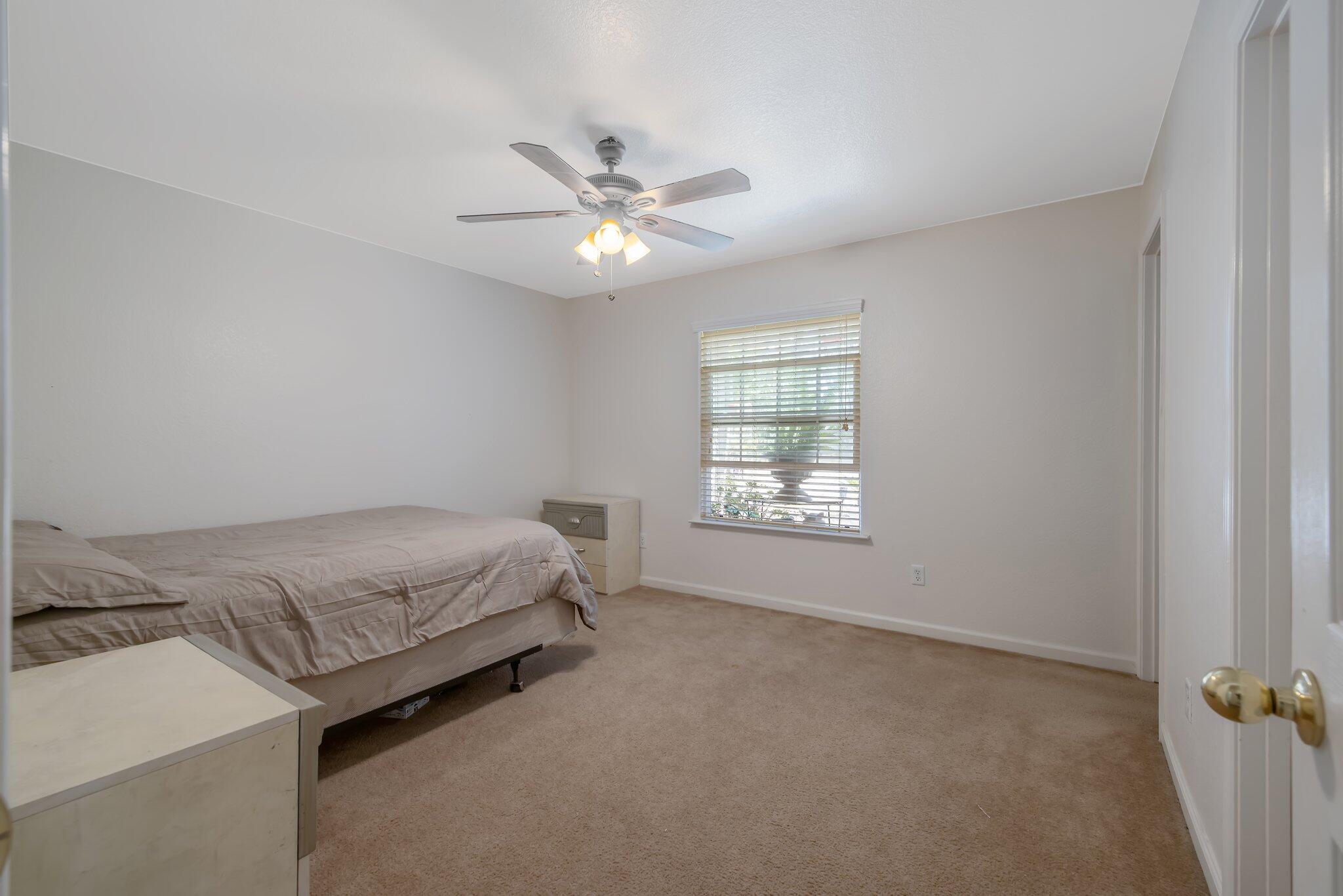 Fresno, California, 93737, United States, 4 Bedrooms Bedrooms, ,3 BathroomsBathrooms,Residential,For Sale,1839488