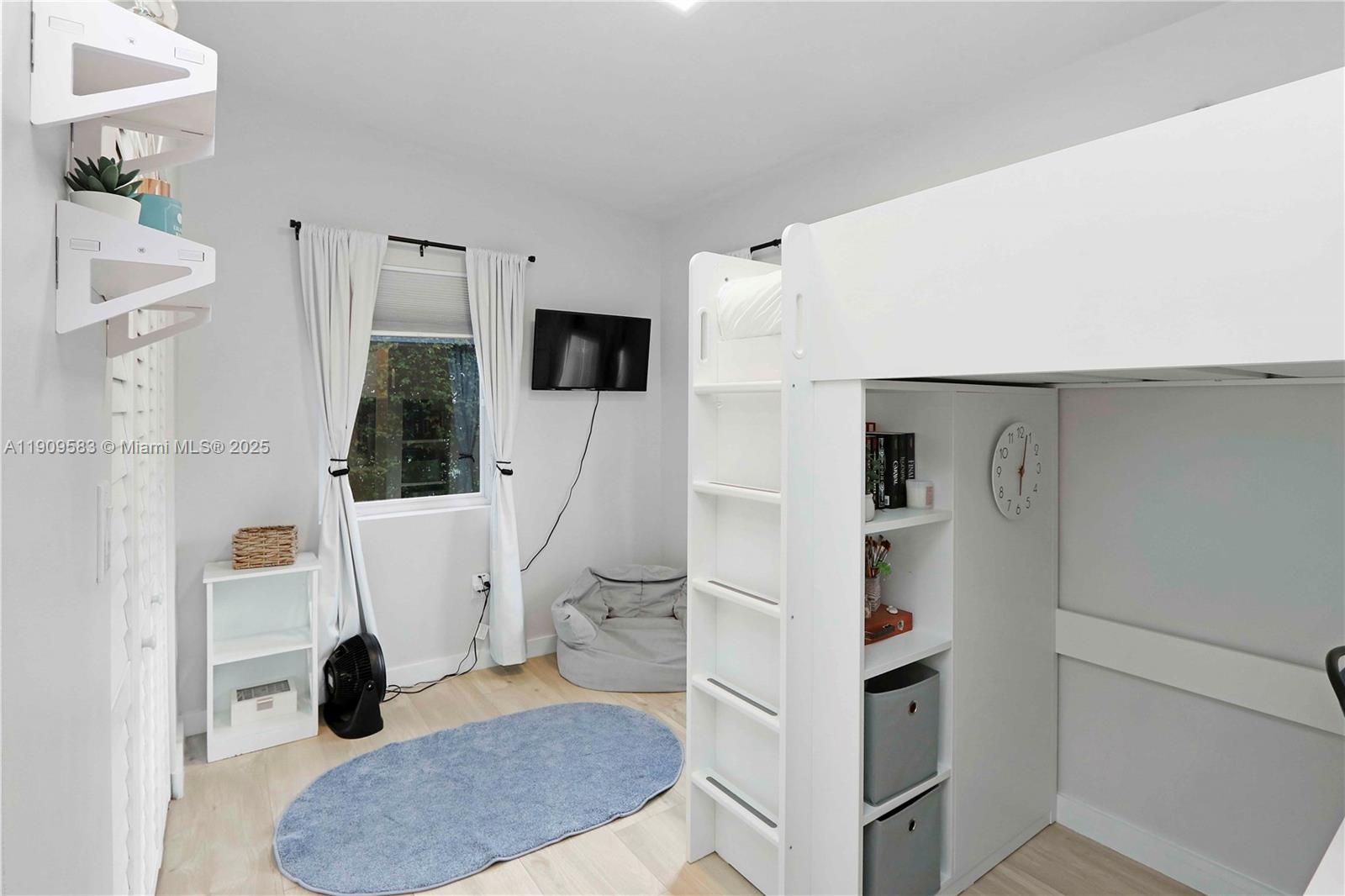 Miami, Florida, 33155, United States, 4 Bedrooms Bedrooms, ,4 BathroomsBathrooms,Residential,For Sale,1987905