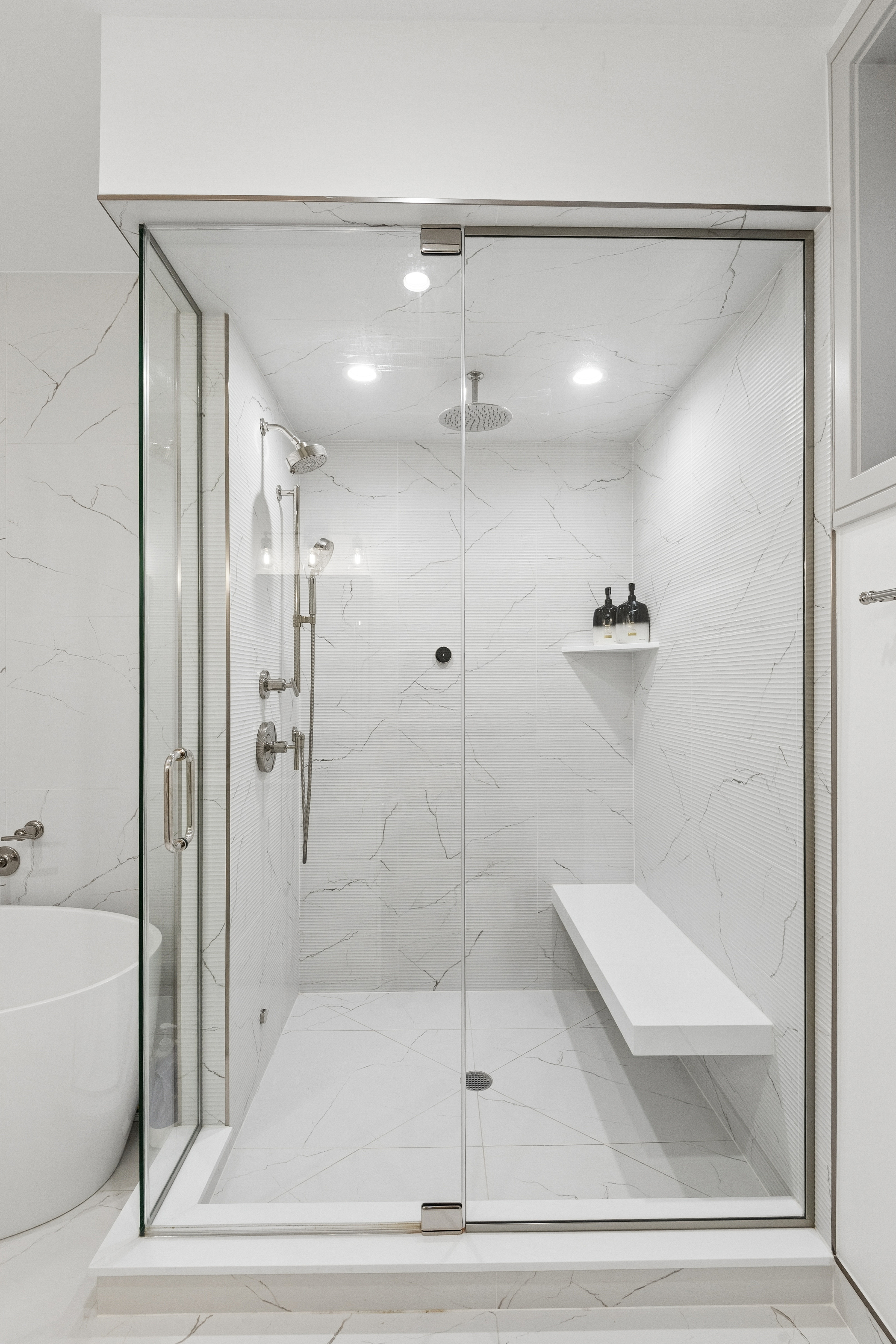  Welcome to this Exceptional Duplex Residence in theHheart of Lincoln Park - 物件實景