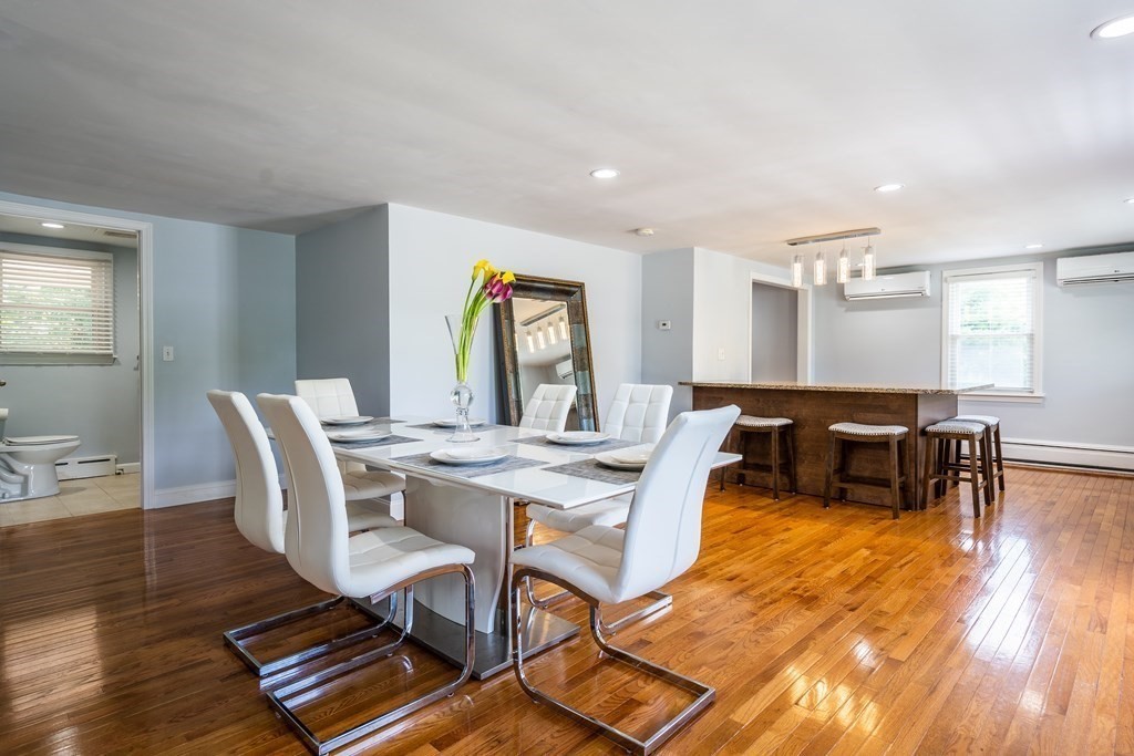 Wrentham, Massachusetts, 02093, United States, 3 Bedrooms Bedrooms, ,5 BathroomsBathrooms,Residential,For Sale,1851924
