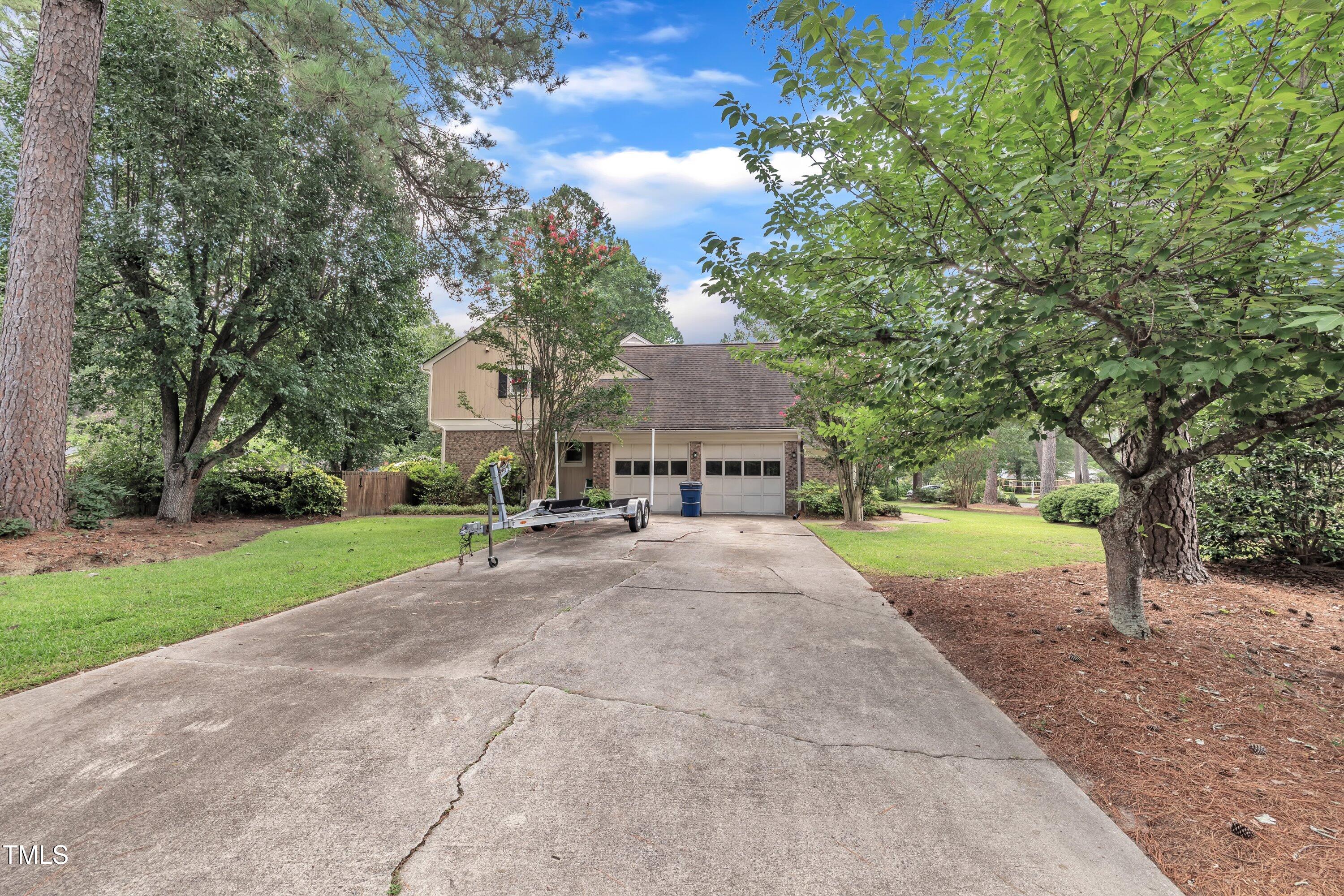 Smithfield, North Carolina, 27577, United States, 5 Bedrooms Bedrooms, ,4 BathroomsBathrooms,Residential,For Sale,1911718