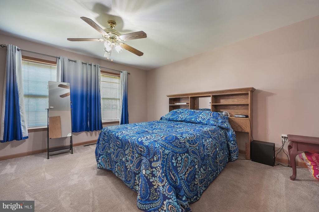 HARRINGTON, Delaware, 19952, United States, 3 Bedrooms Bedrooms, ,3 BathroomsBathrooms,Residential,For Sale,1984074