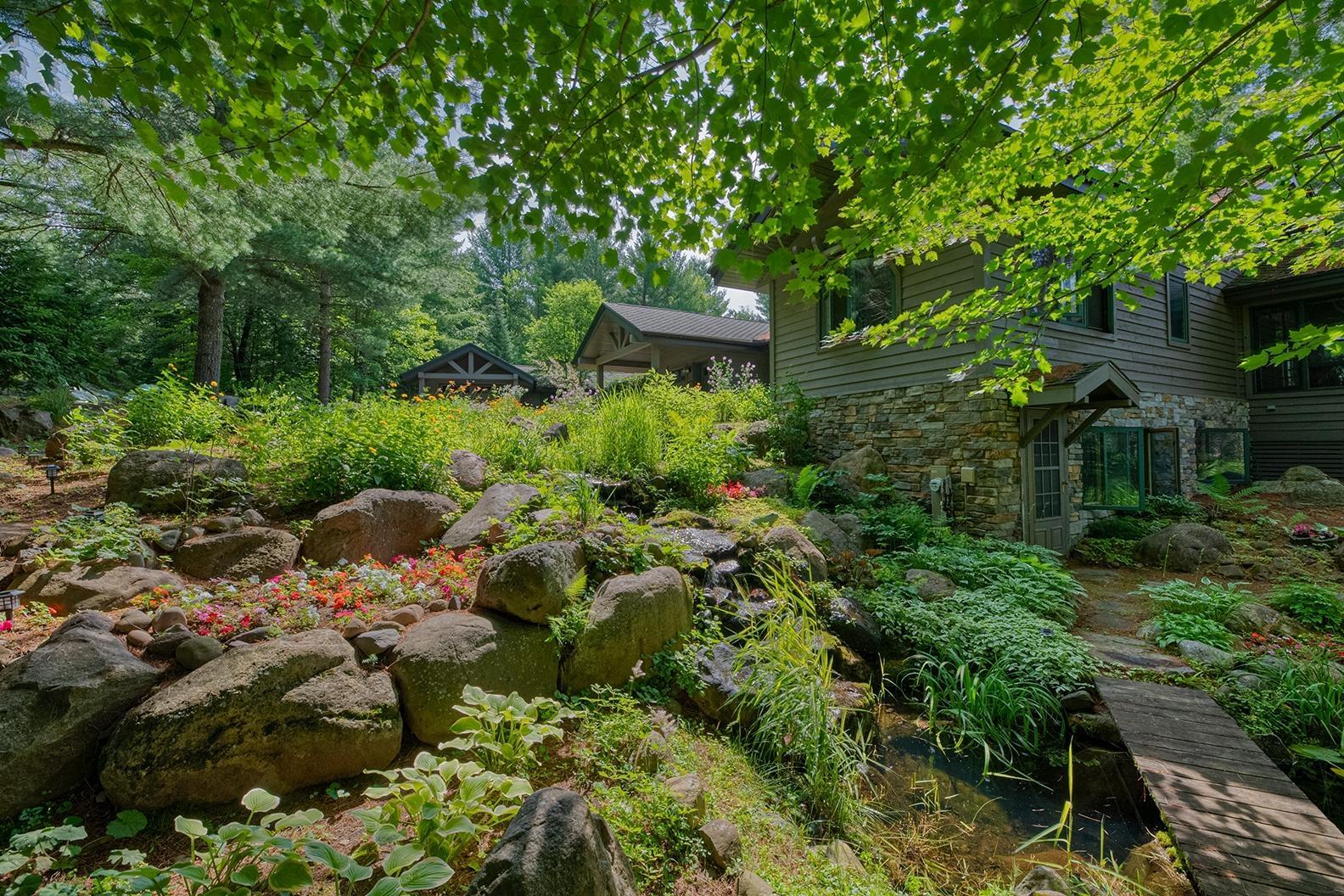 Watersmeet, Michigan, 49969, United States, 4 Bedrooms Bedrooms, ,3 BathroomsBathrooms,Residential,For Sale,1979345