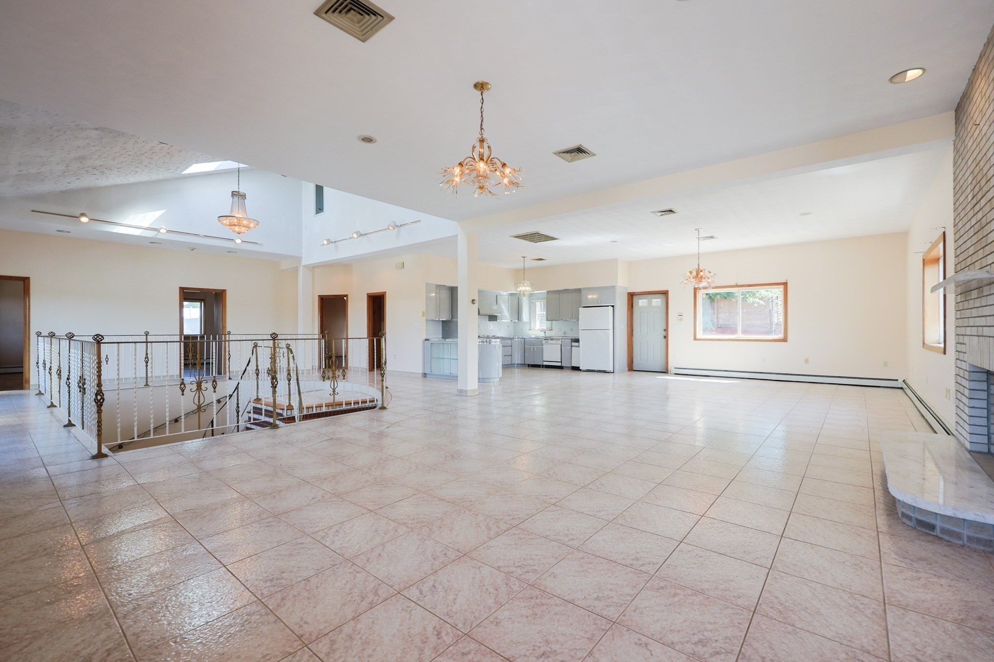 Revere, Massachusetts, 02151, United States, 4 Bedrooms Bedrooms, ,2 BathroomsBathrooms,Residential,For Sale,1934977