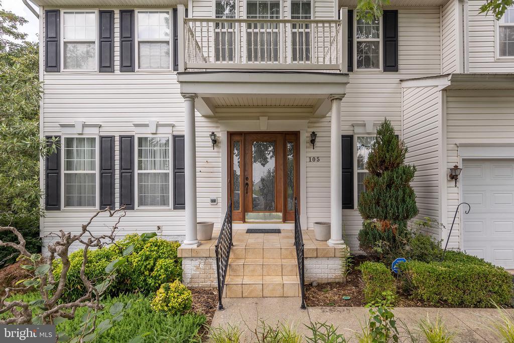 Winchester, Virginia, 22603, United States, 4 Bedrooms Bedrooms, ,4 BathroomsBathrooms,Residential,For Sale,1932452